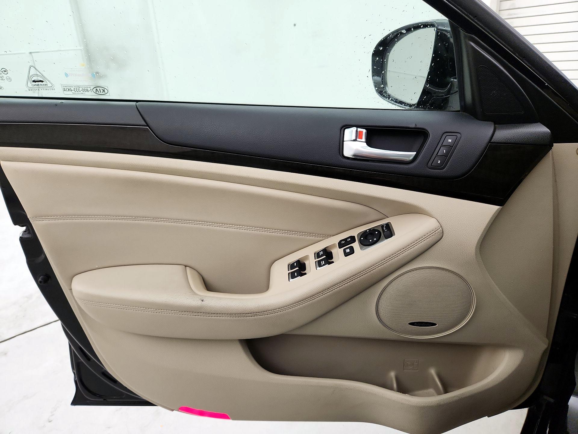Thumbnail: 2014 Kia Cadenza - 12