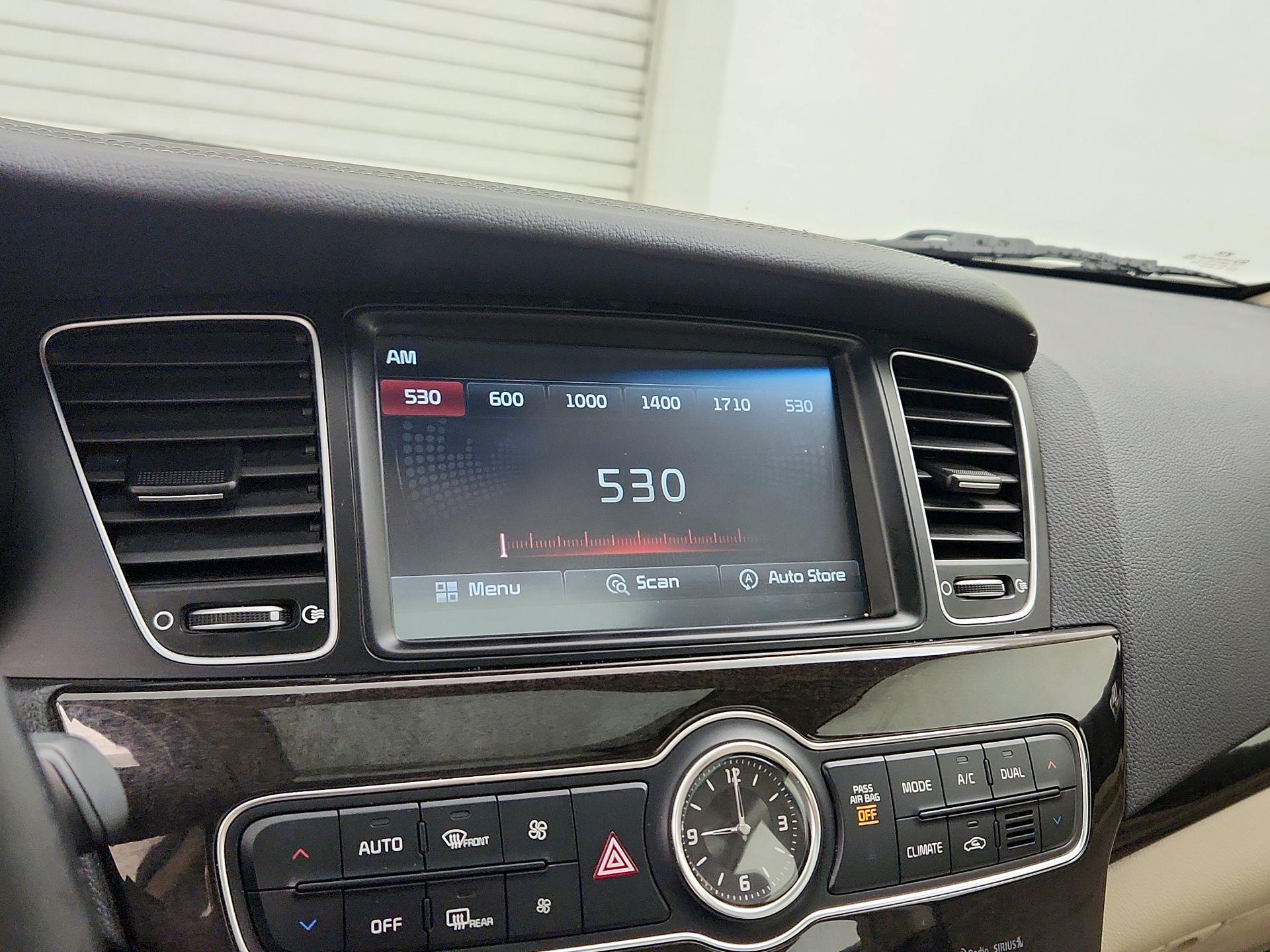 Thumbnail: 2014 Kia Cadenza - 15