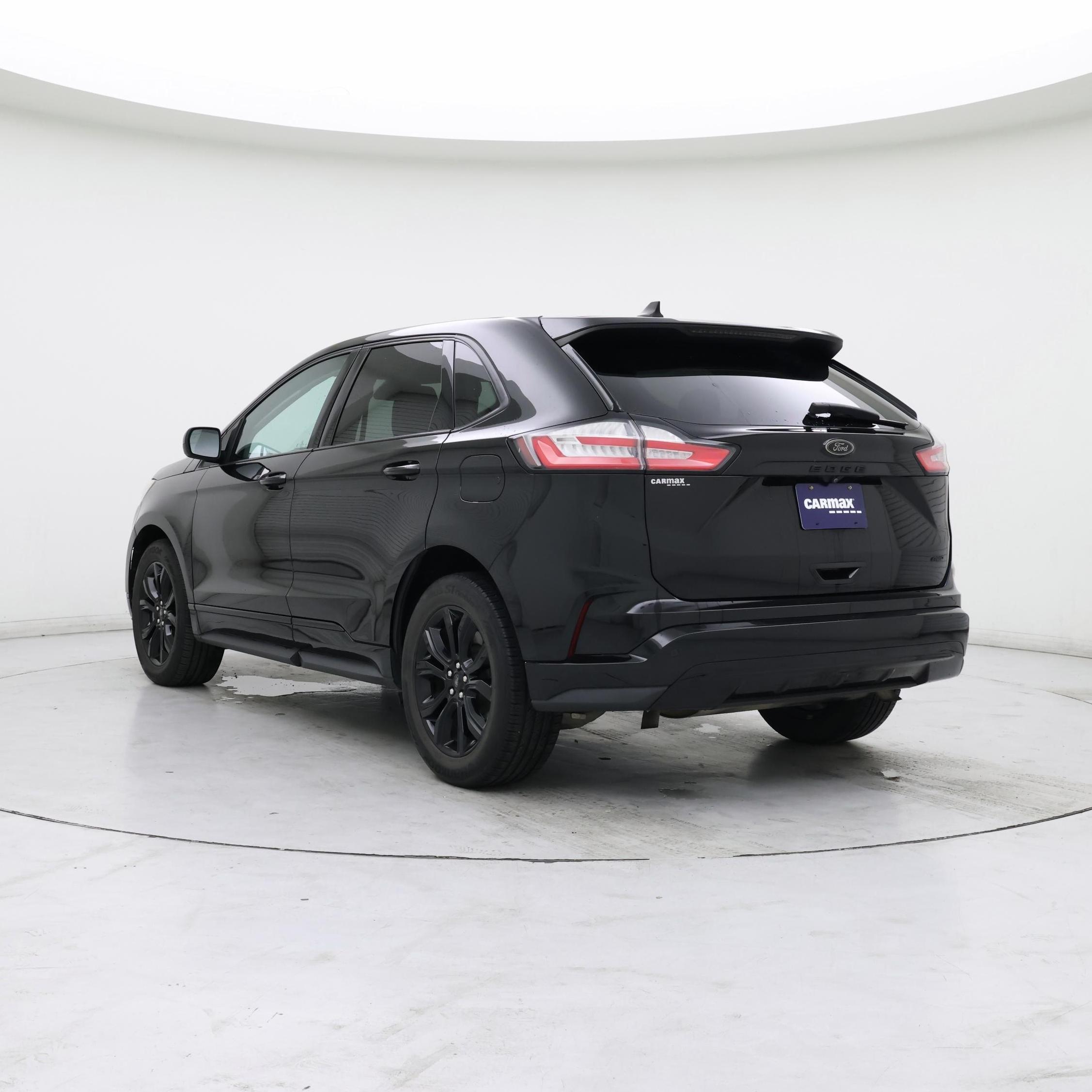 Thumbnail: 2022 Ford Edge - 2
