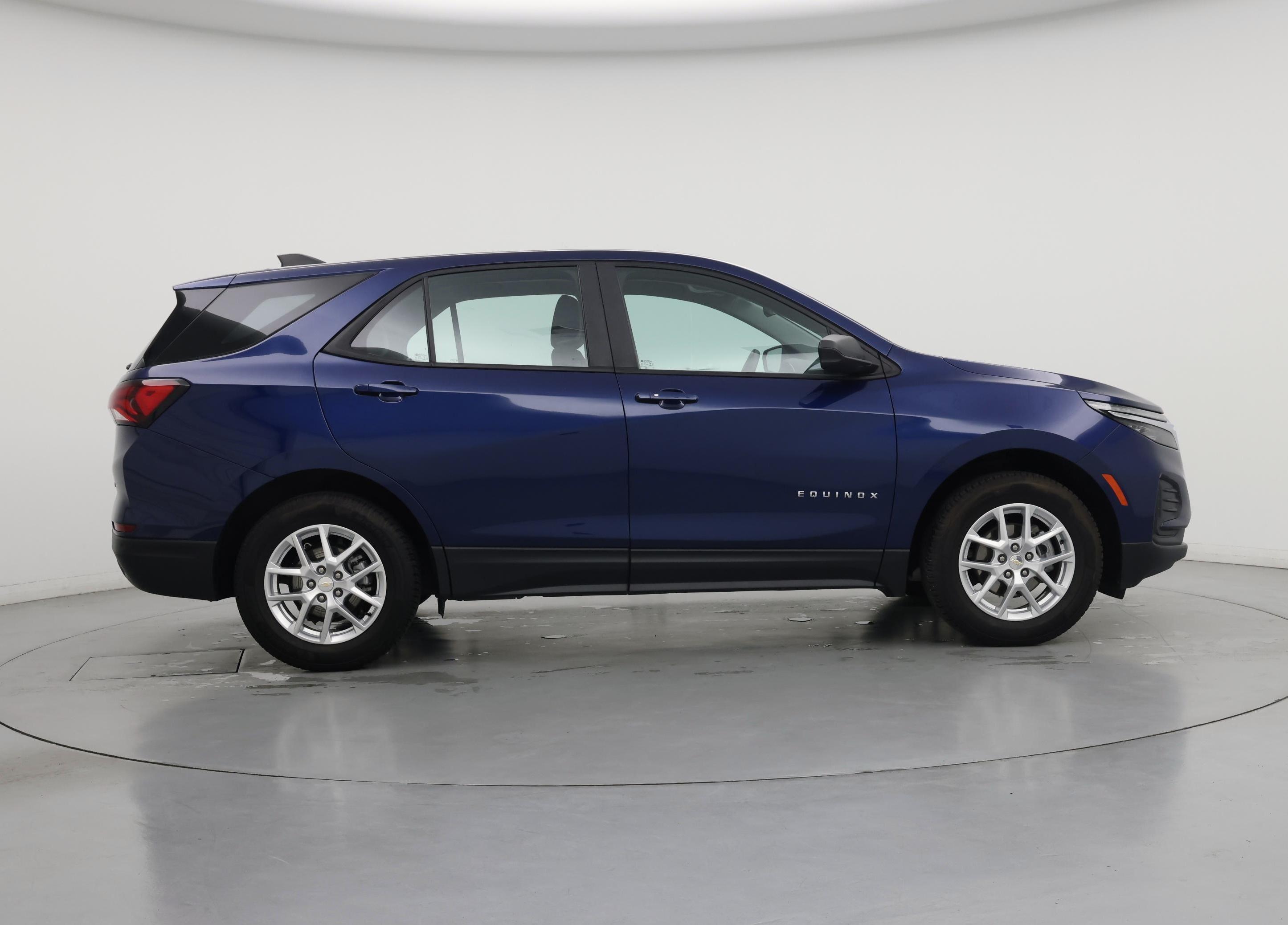 Thumbnail: 2022 Chevrolet Equinox - 7