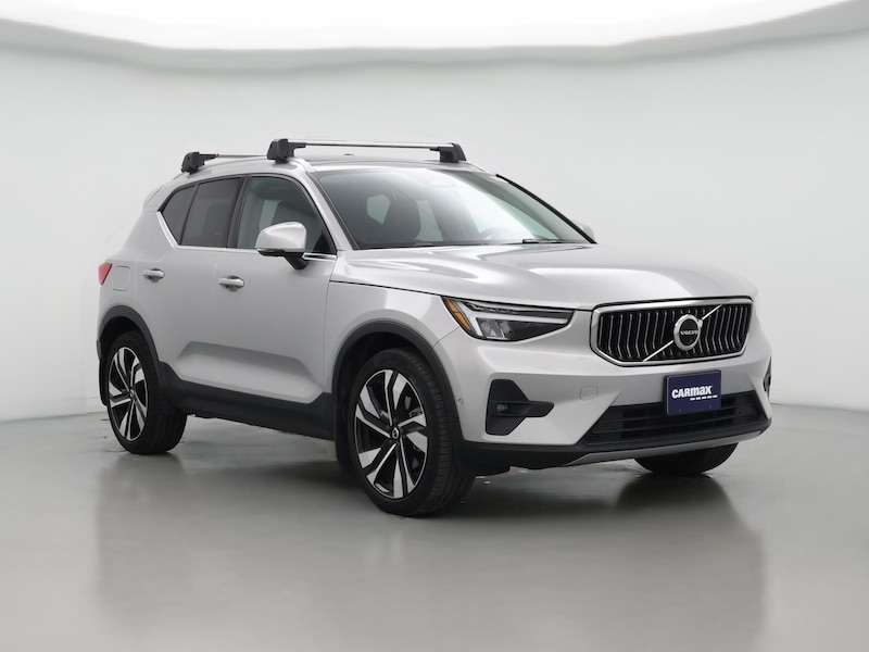 2023 Volvo XC40 B5 Plus -
                  Lynnwood, WA