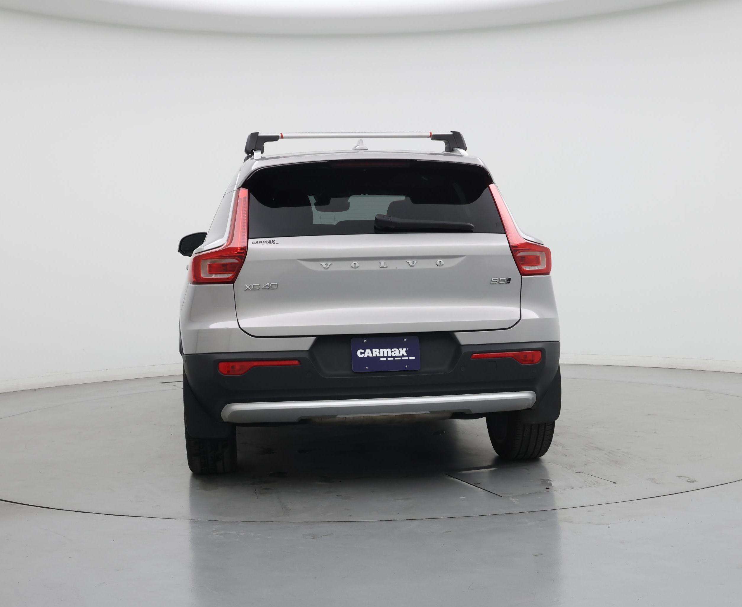 Thumbnail: 2023 Volvo XC40 - 6