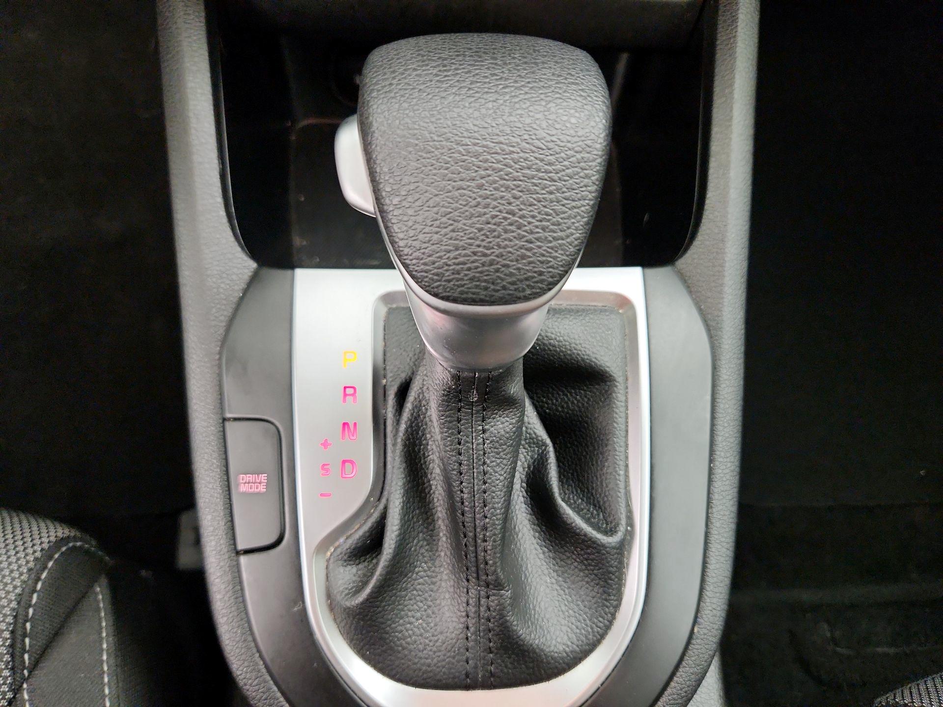 Thumbnail: 2024 Kia Forte - 17