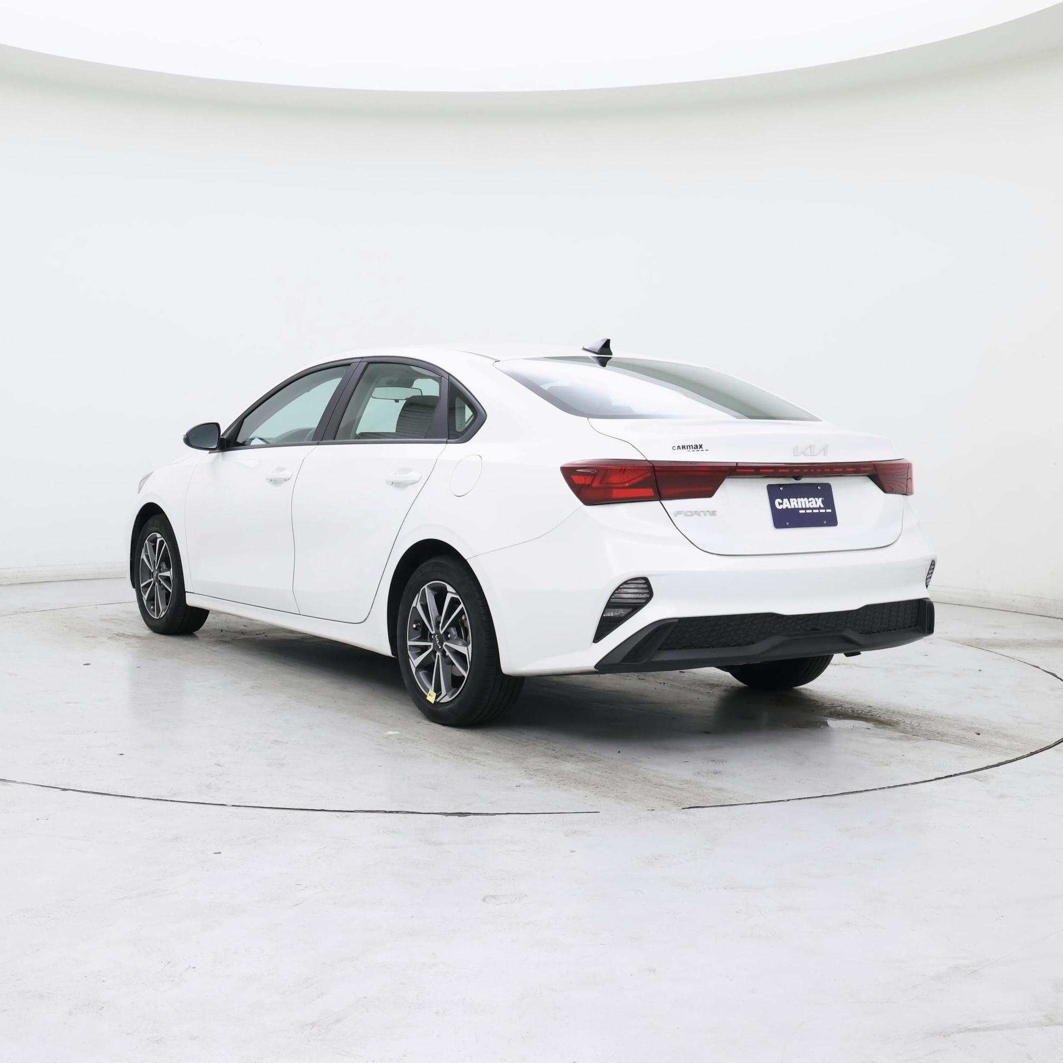 Thumbnail: 2024 Kia Forte - 2