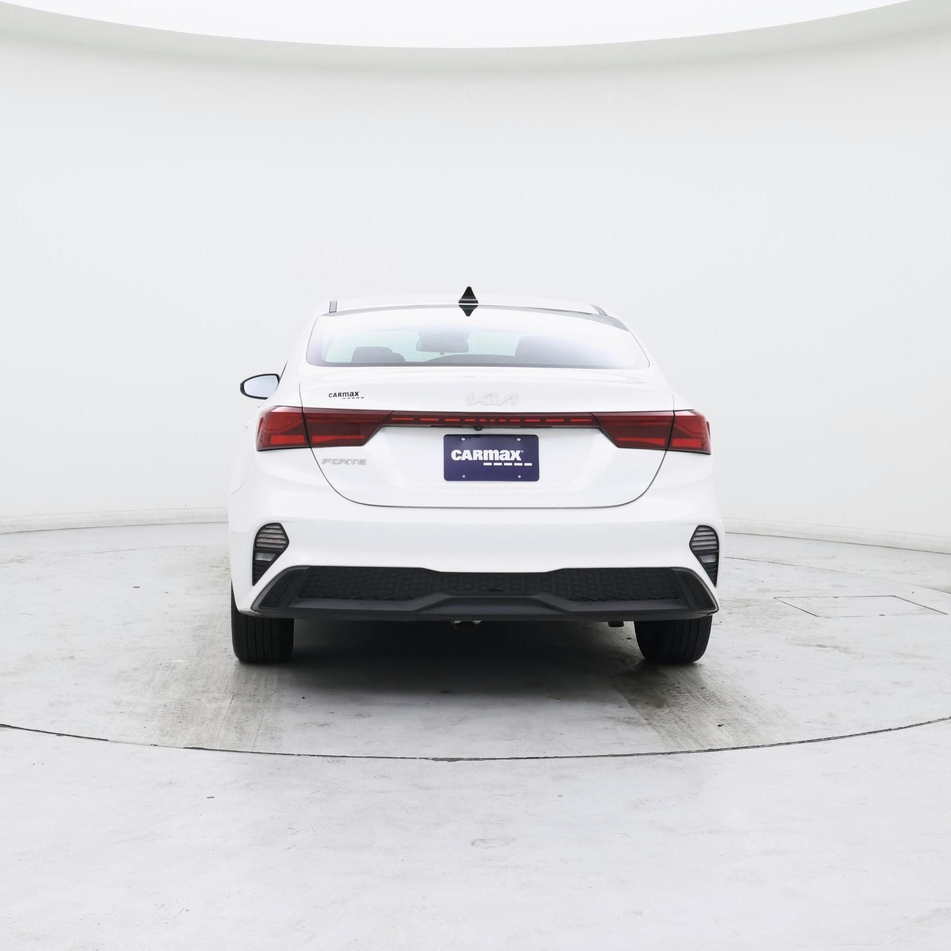 Thumbnail: 2024 Kia Forte - 6