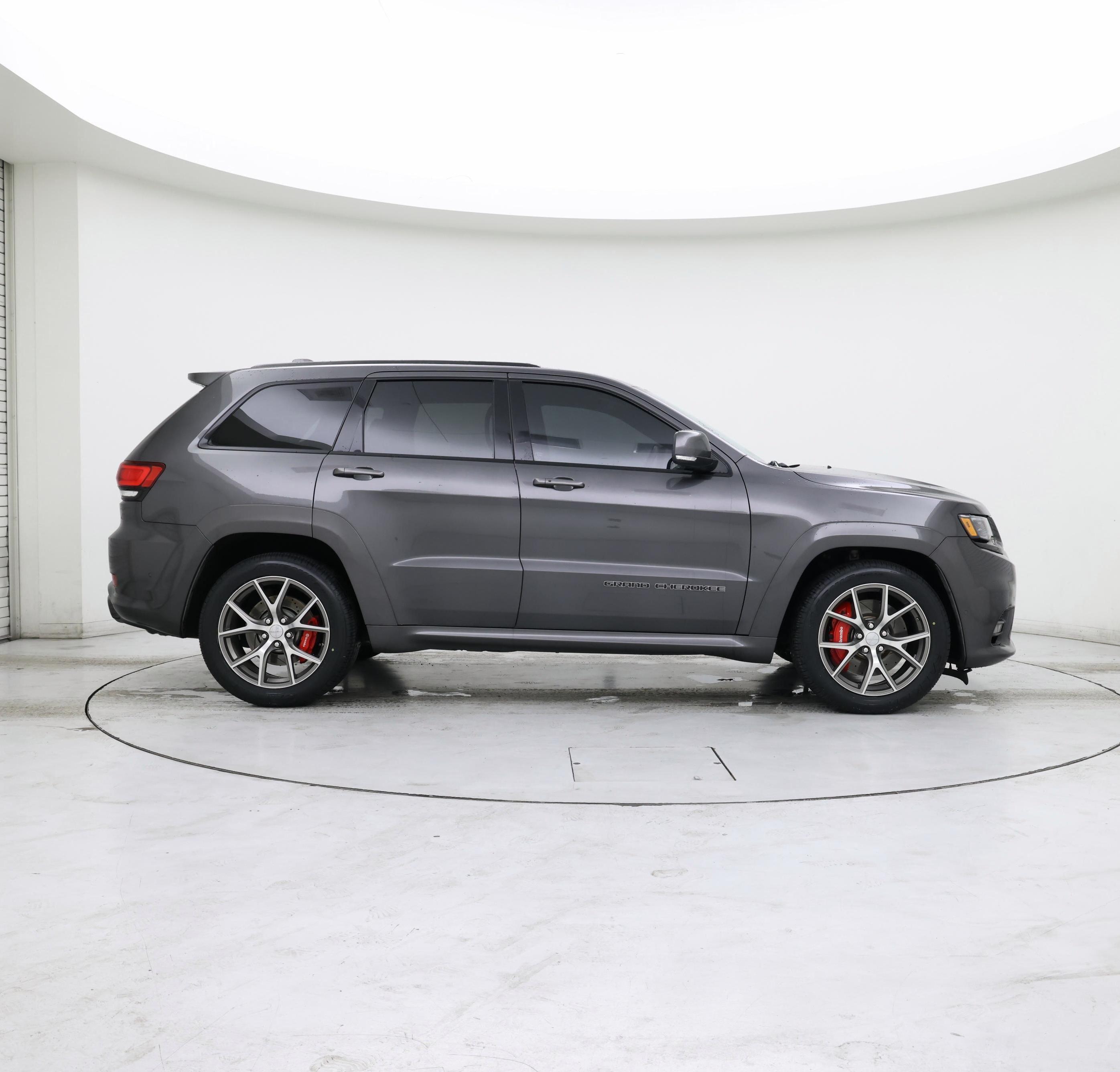 Thumbnail: 2017 Jeep Grand Cherokee - 7