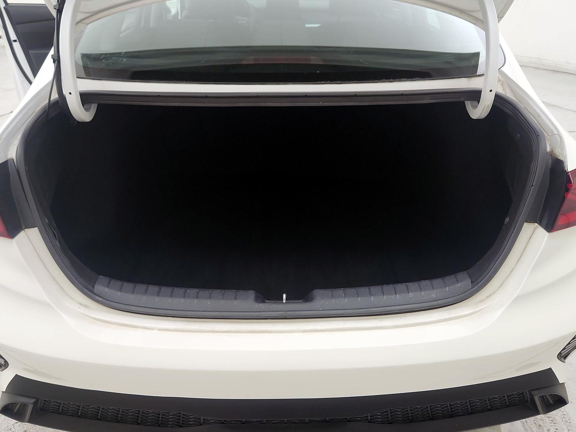 Thumbnail: 2024 Kia Forte - 20