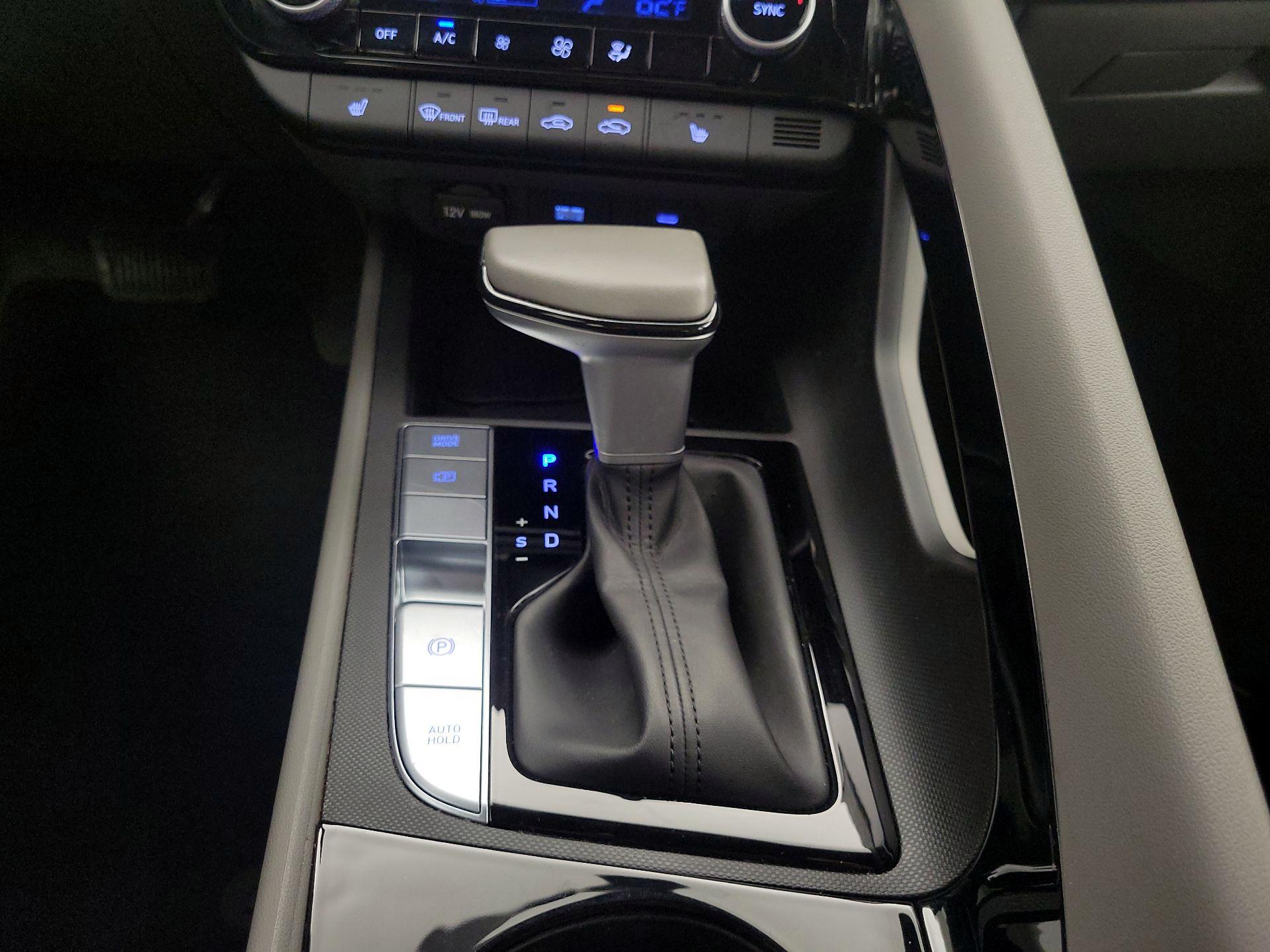 Thumbnail: 2024 Hyundai Elantra - 18