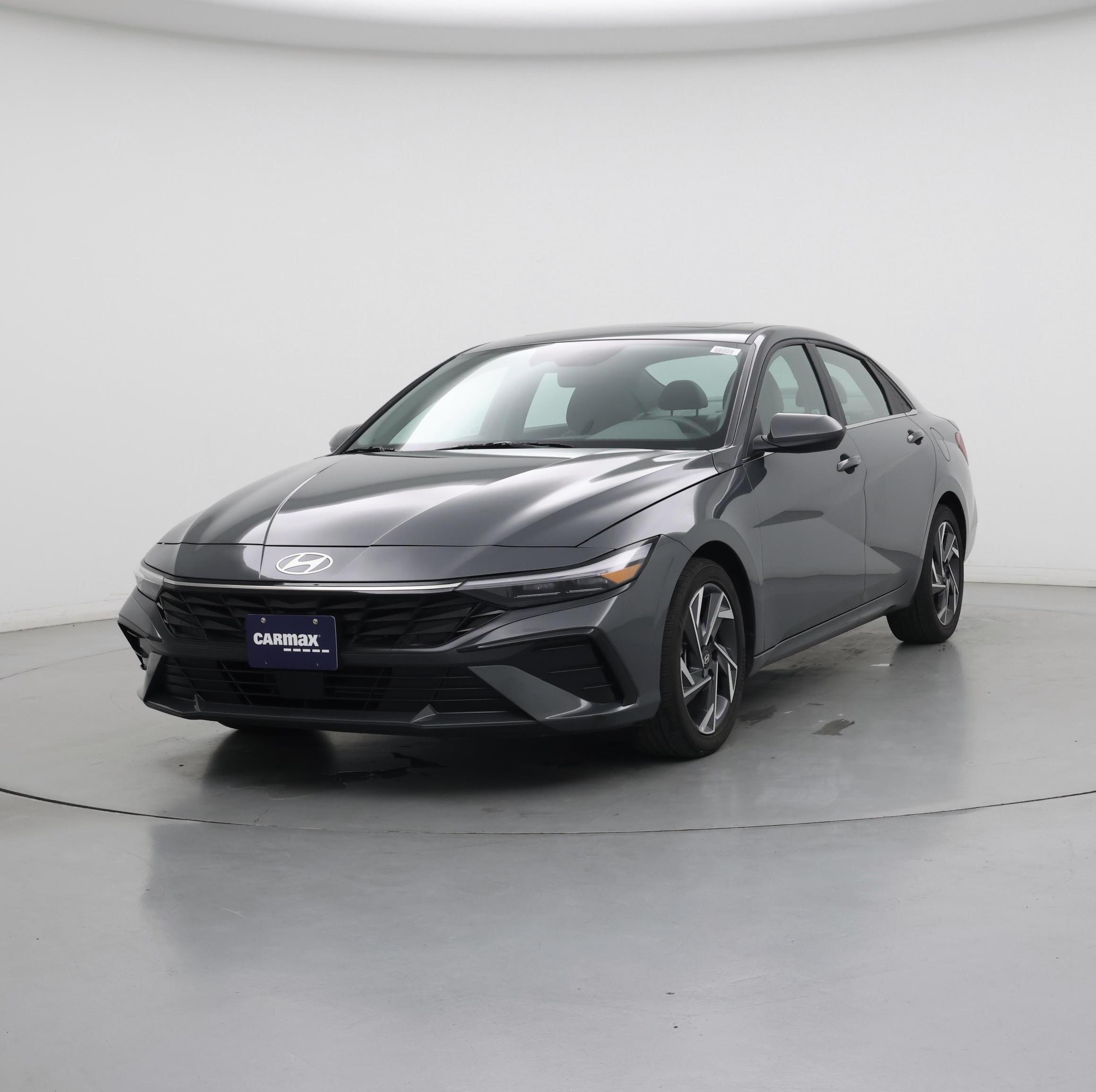 Thumbnail: 2024 Hyundai Elantra - 4