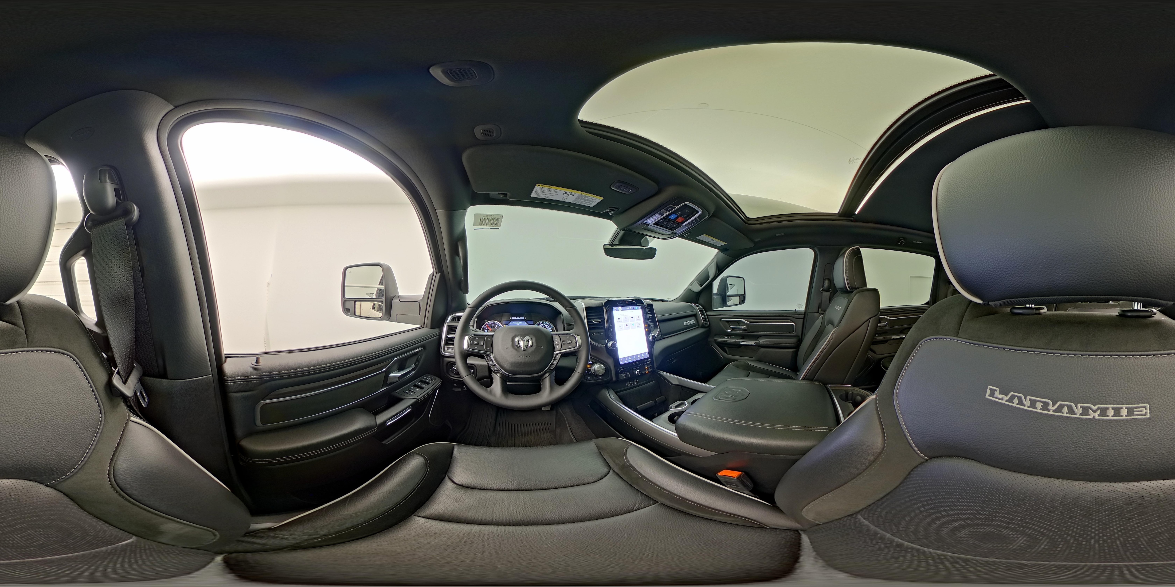 2025 RAM Ram 1500 Pickup Laramie - Photo 28