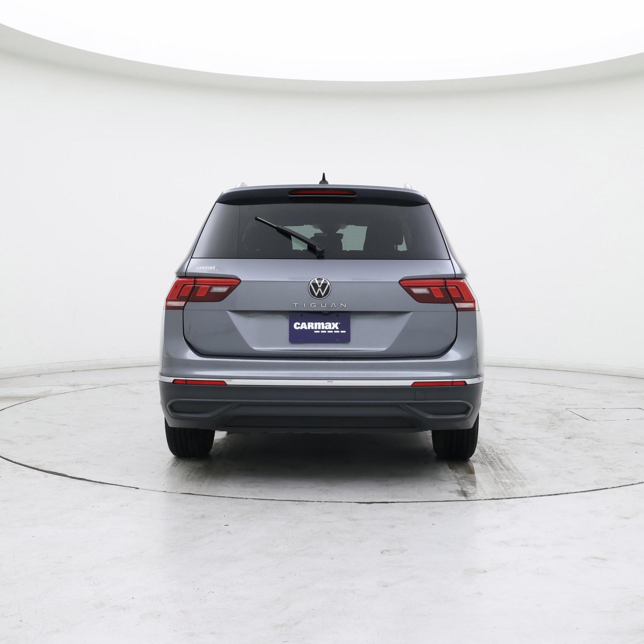 Thumbnail: 2023 Volkswagen Tiguan - 6