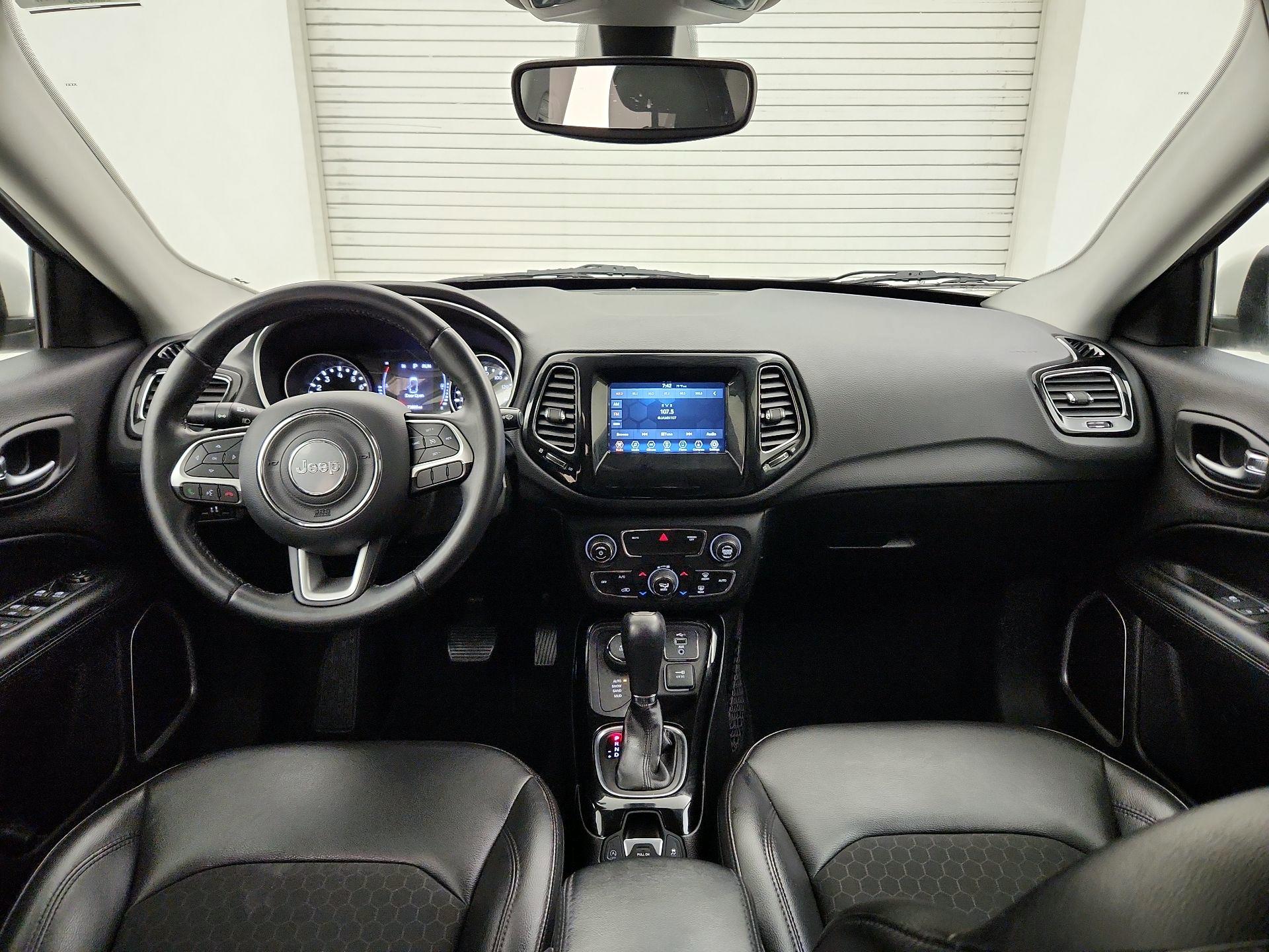 Thumbnail: 2019 Jeep Compass - 9