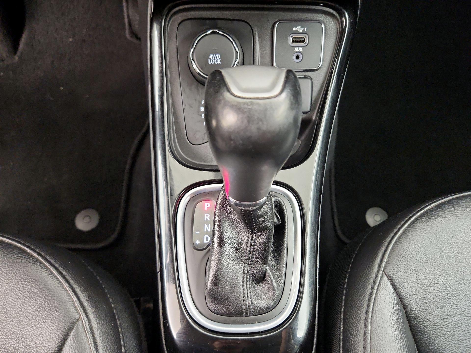 Thumbnail: 2019 Jeep Compass - 17