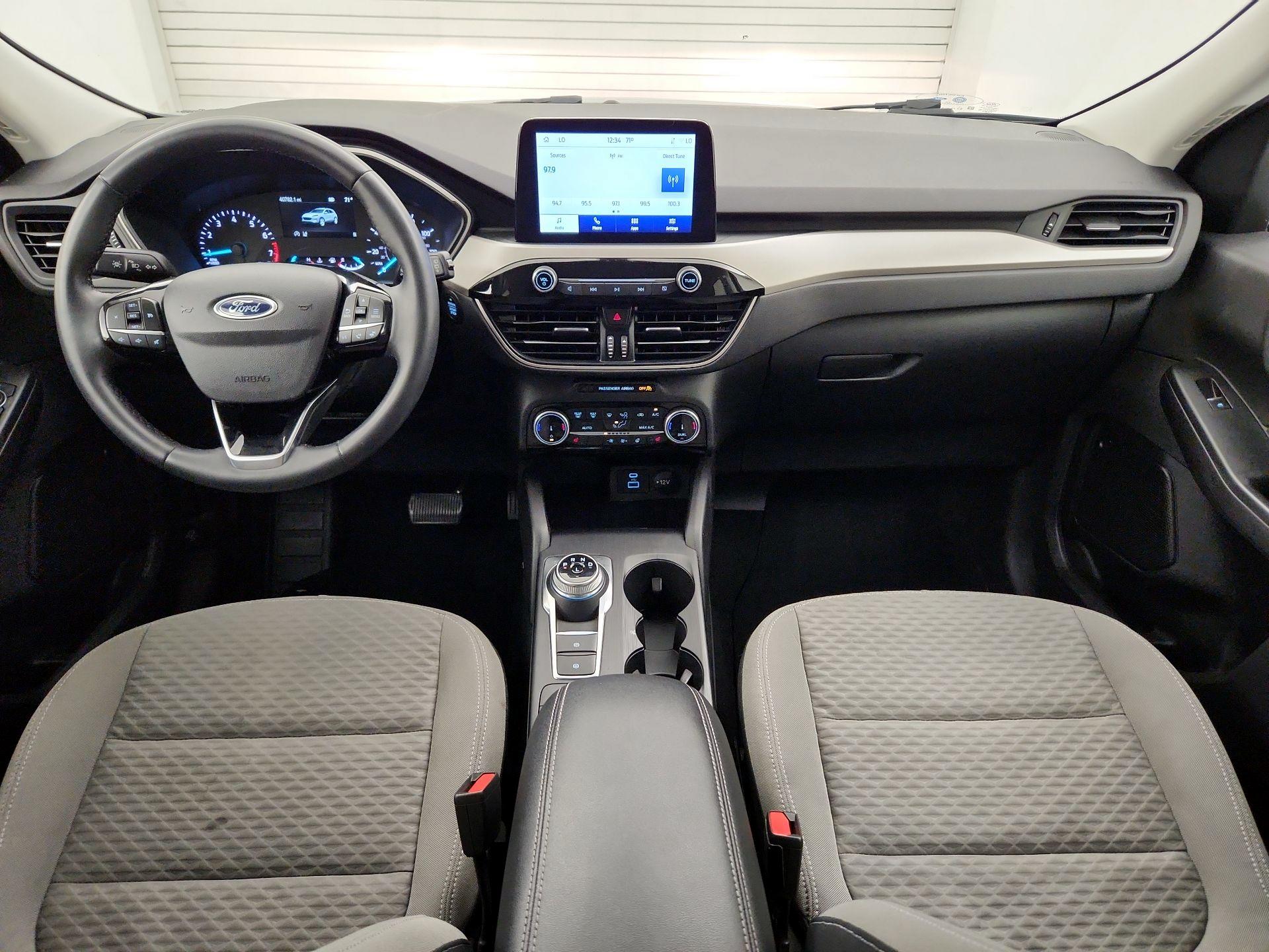 Thumbnail: 2022 Ford Escape - 9