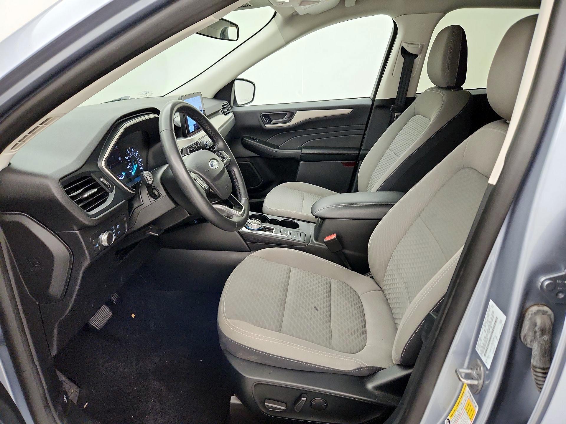 Thumbnail: 2022 Ford Escape - 11