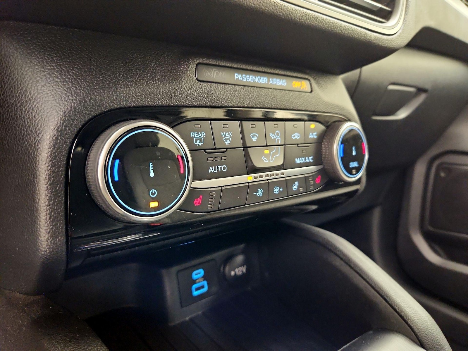 2022 Ford Escape SE - Photo 8