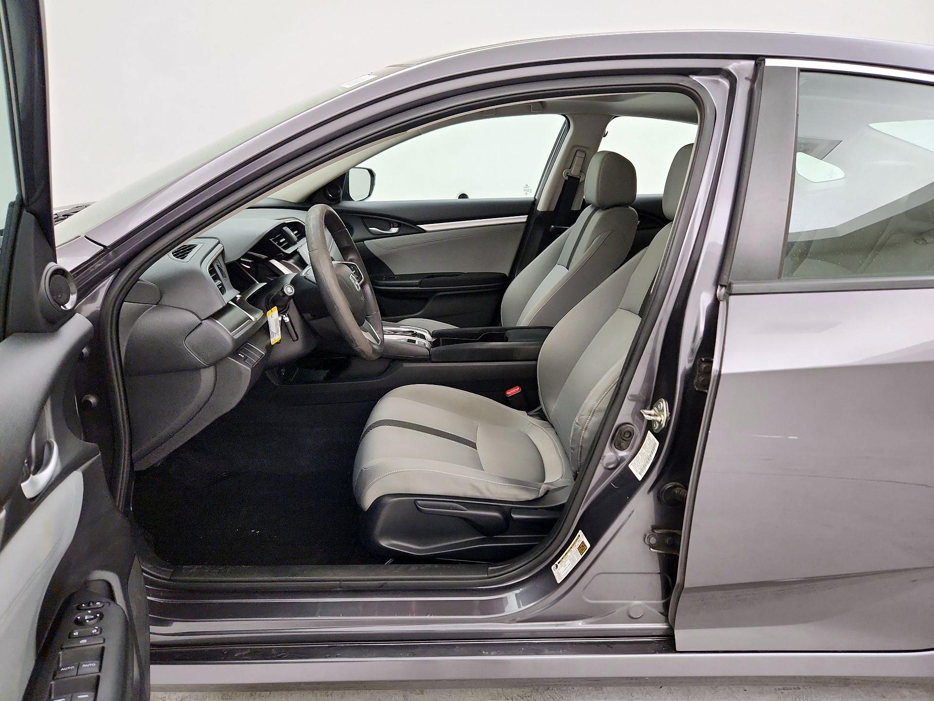 Thumbnail: 2016 Honda Civic - 11
