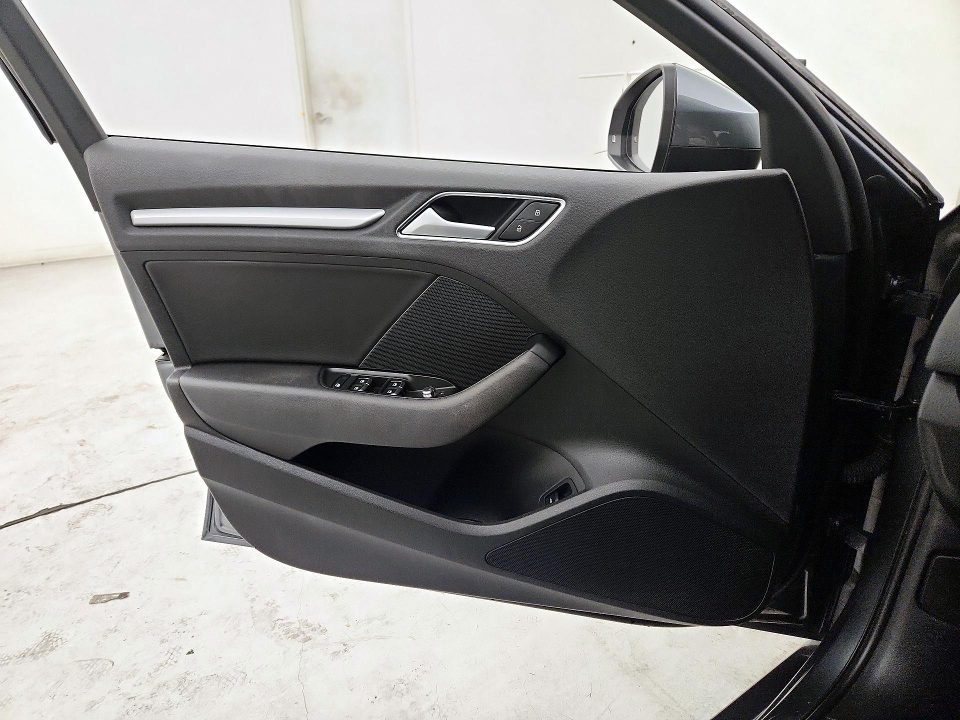 Thumbnail: 2016 Audi A3 - 12