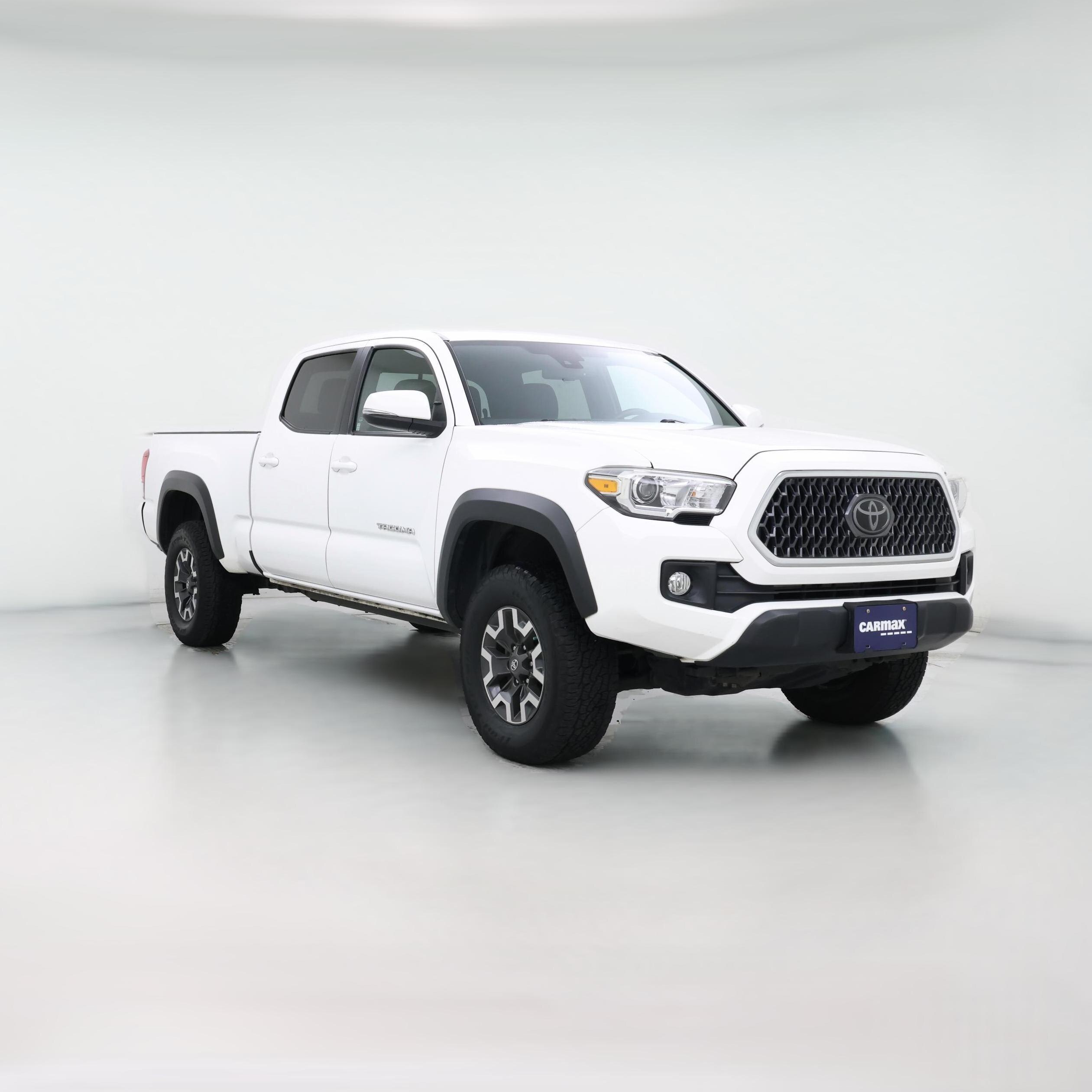 Thumbnail: 2018 Toyota Tacoma - 1