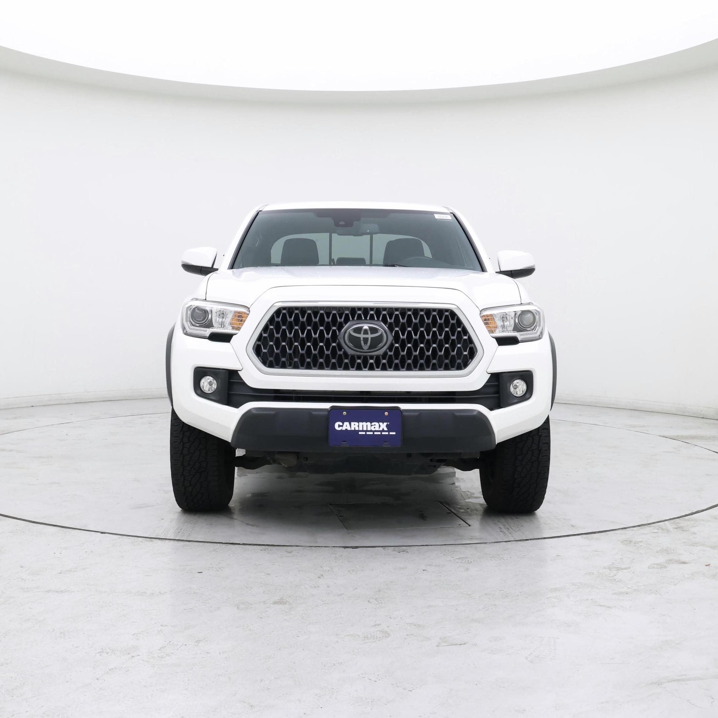 Thumbnail: 2018 Toyota Tacoma - 5