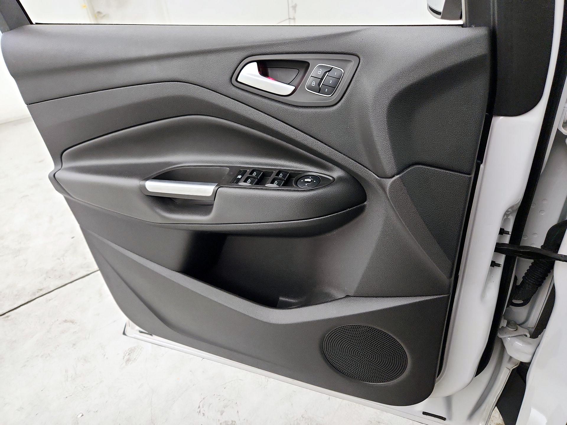 Thumbnail: 2014 Ford Escape - 12