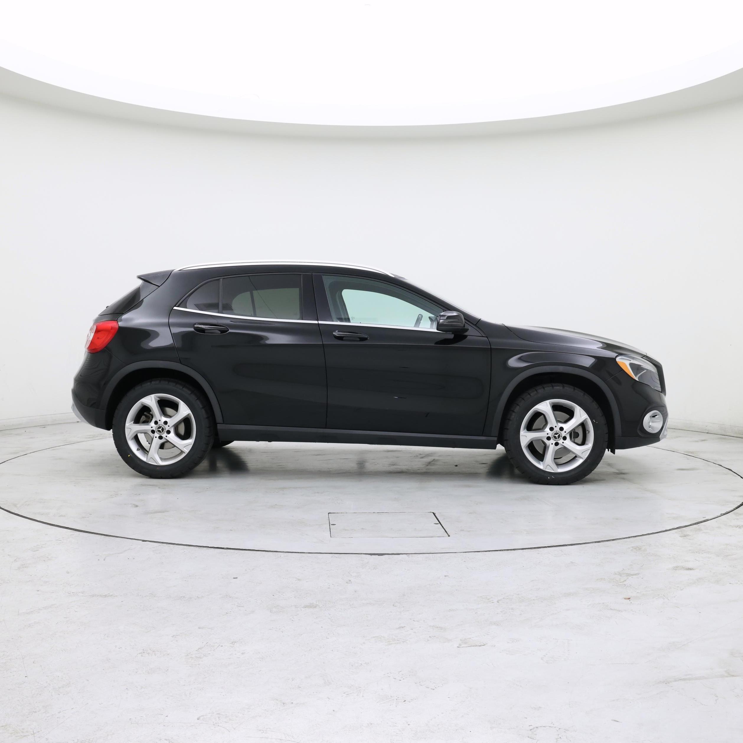 Thumbnail: 2018 Mercedes-Benz GLA - 7