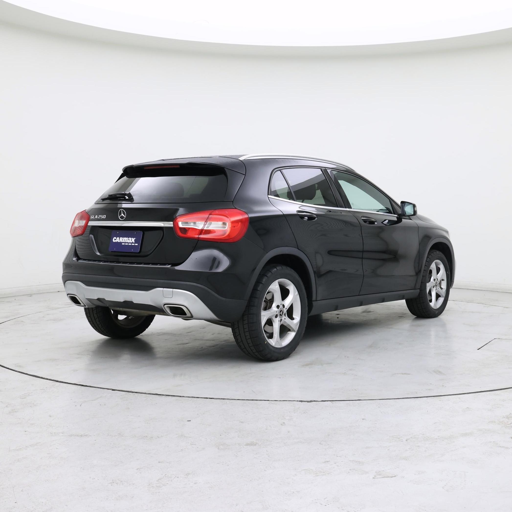 Thumbnail: 2018 Mercedes-Benz GLA - 8