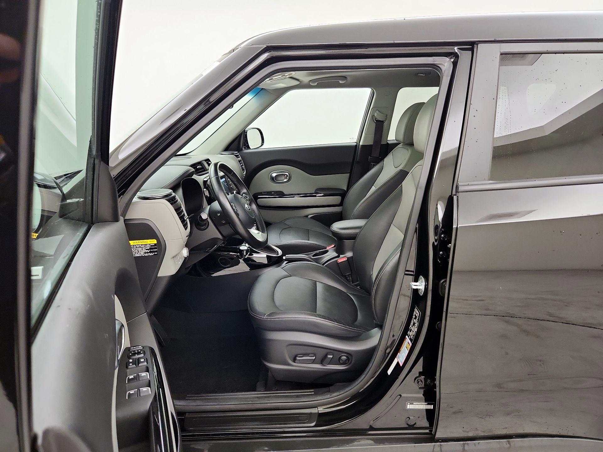 Thumbnail: 2018 Kia Soul - 11