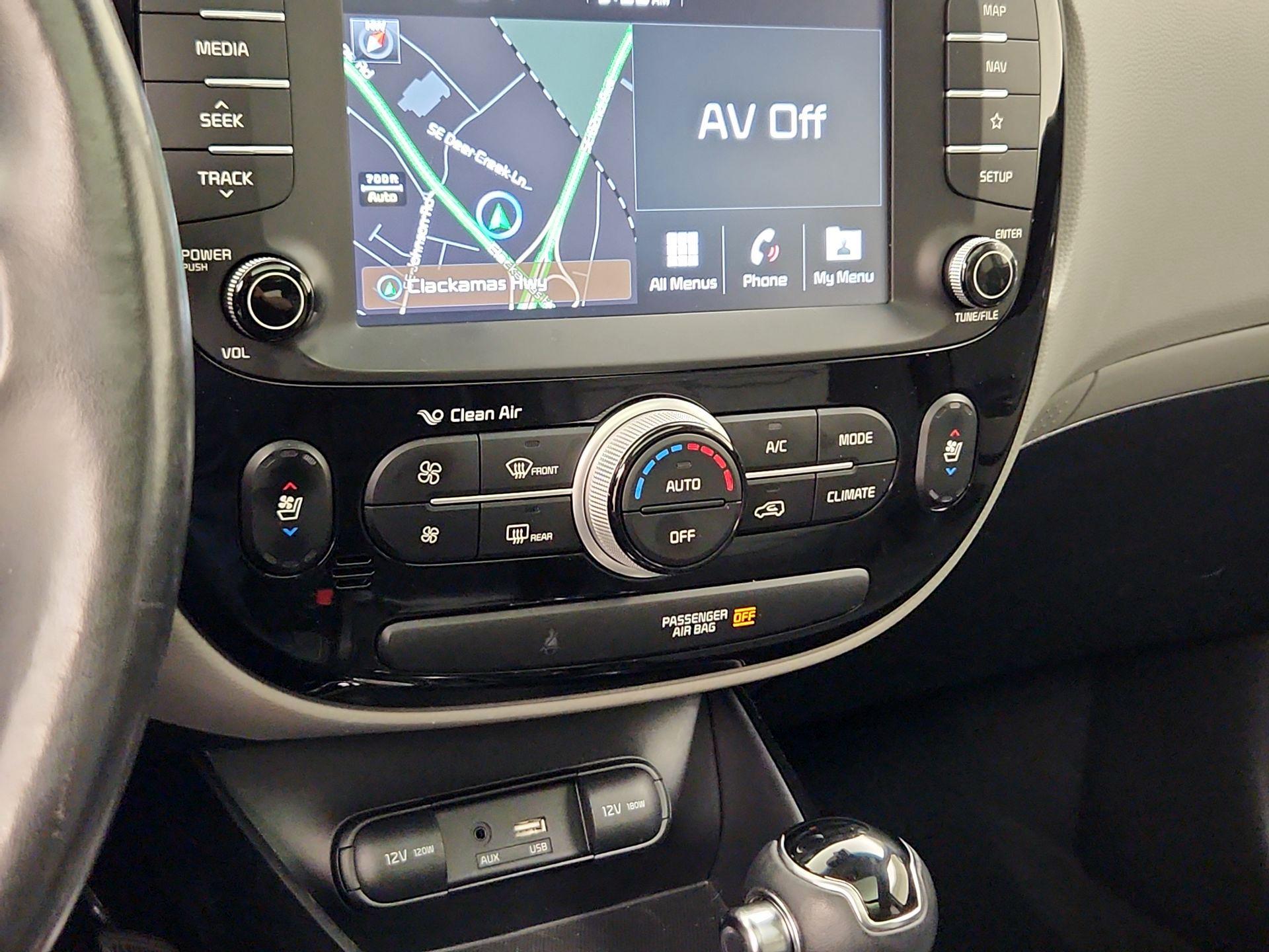 Thumbnail: 2018 Kia Soul - 17