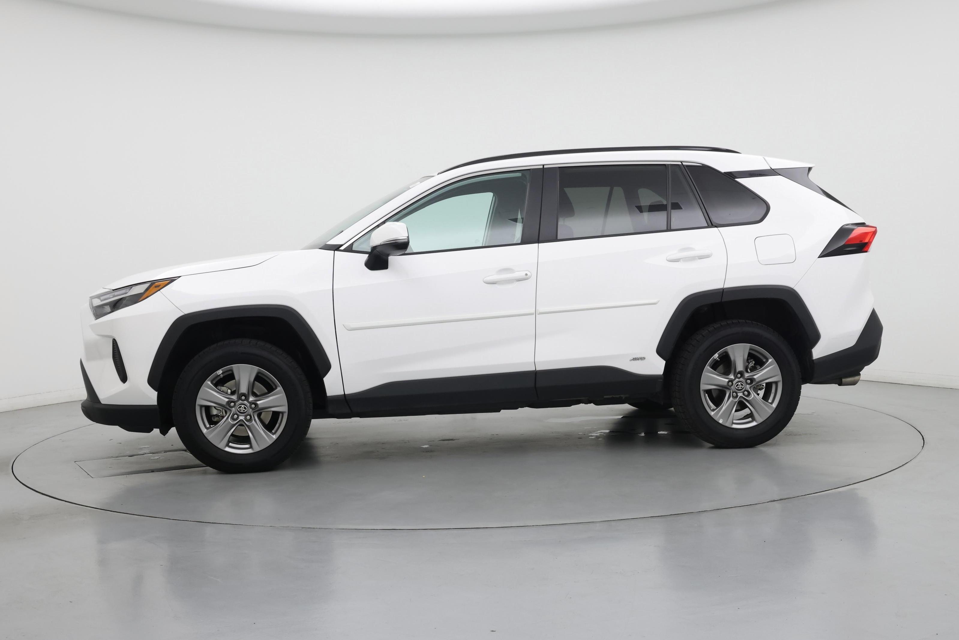 Thumbnail: 2024 Toyota RAV4 - 3