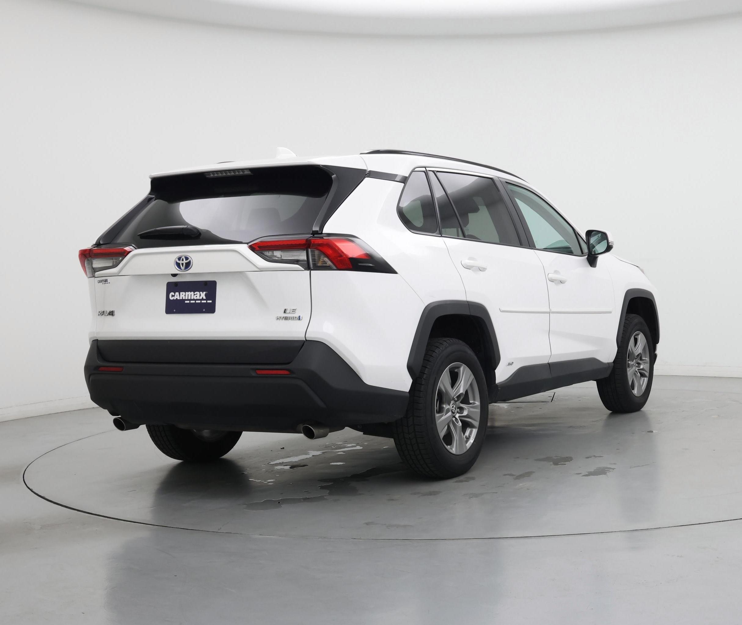 Thumbnail: 2024 Toyota RAV4 - 8