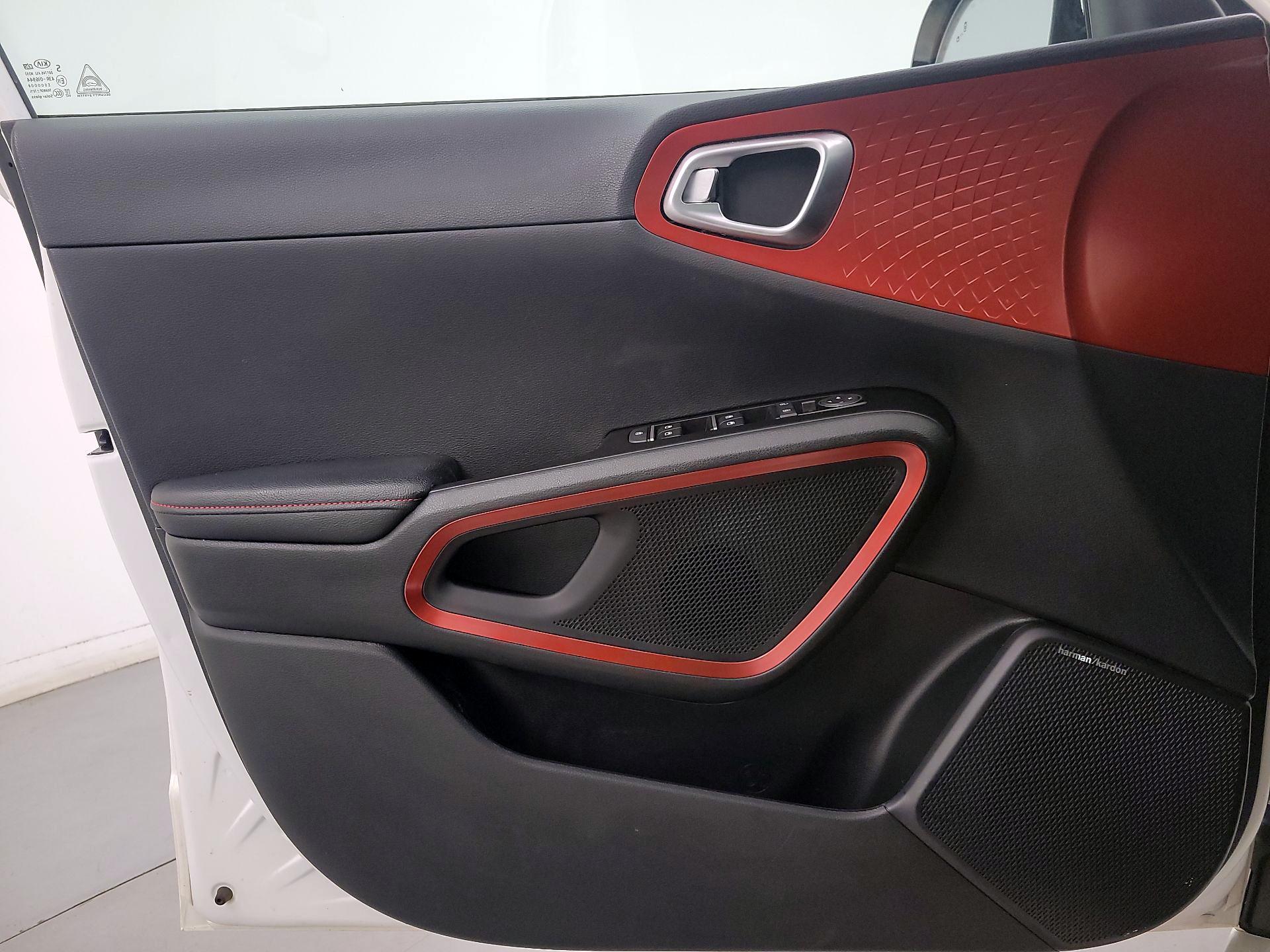 Thumbnail: 2021 Kia Soul - 12