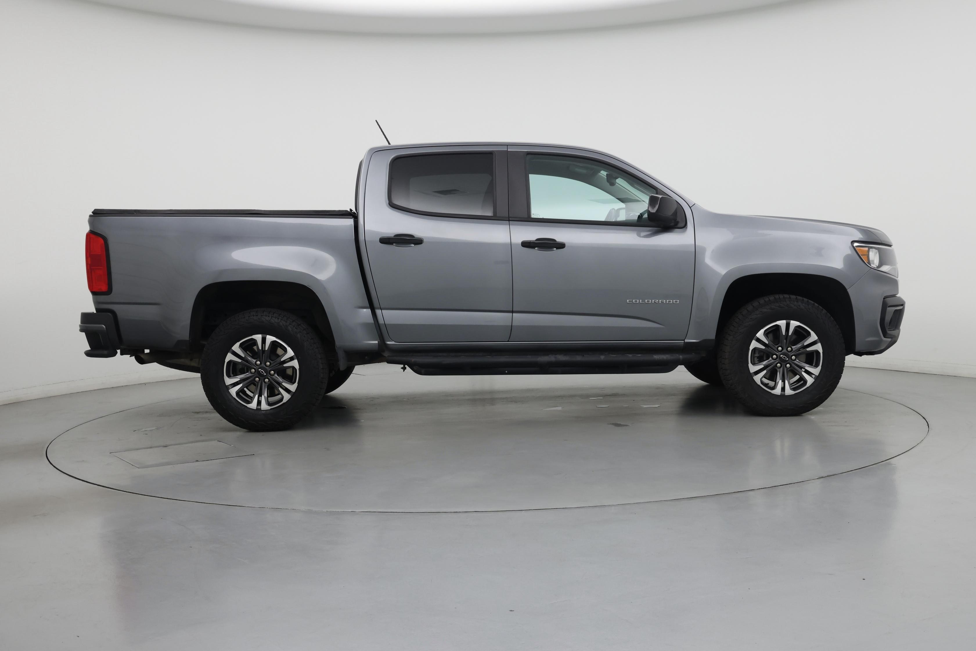 Thumbnail: 2022 Chevrolet Colorado - 7