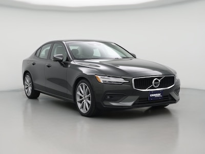 2021 Volvo S60 T6 Momentum