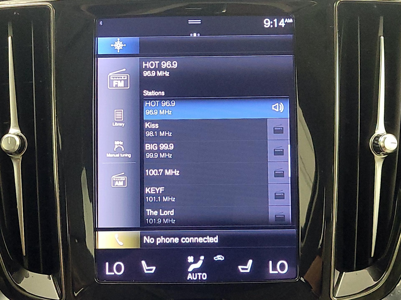 2021 Volvo S60 Momentum - Photo 17
