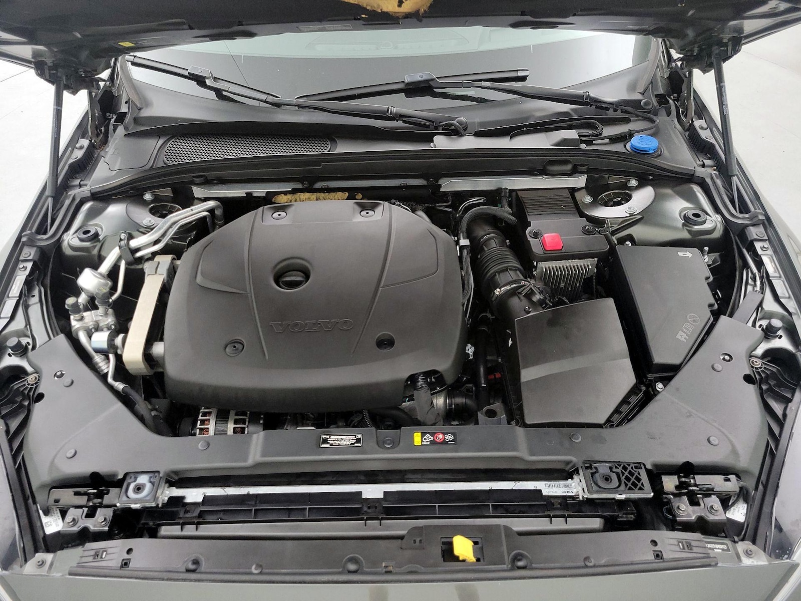 2021 Volvo S60 Momentum - Photo 24