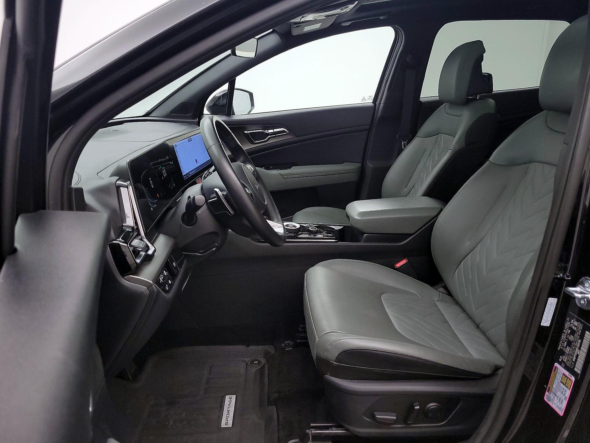 Thumbnail: 2025 Kia Sportage - 11