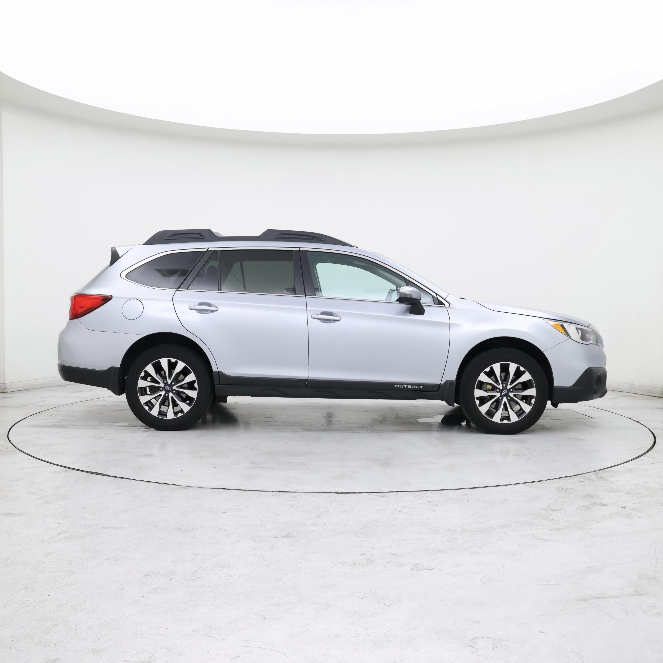 Thumbnail: 2015 Subaru Outback - 7