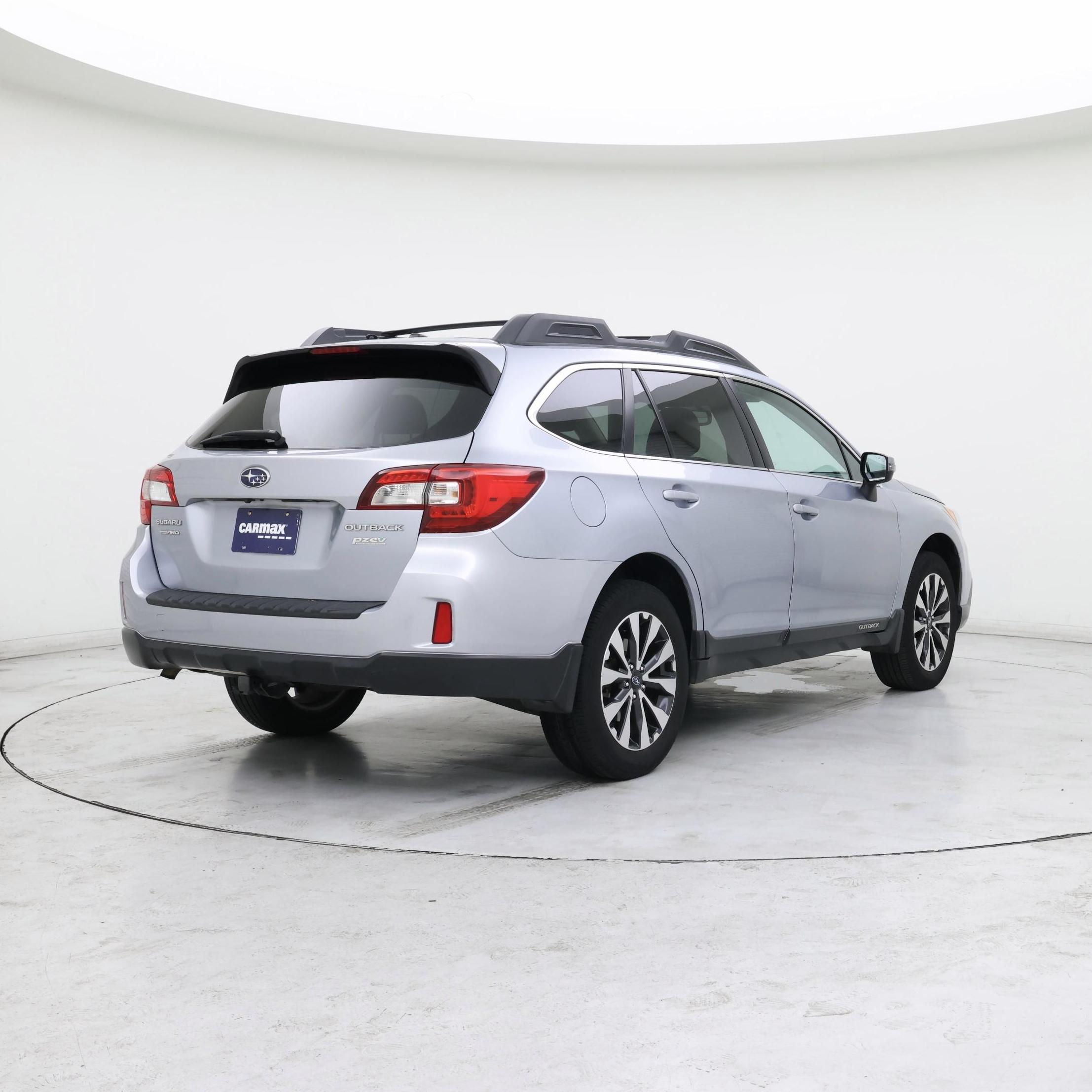 Thumbnail: 2015 Subaru Outback - 8
