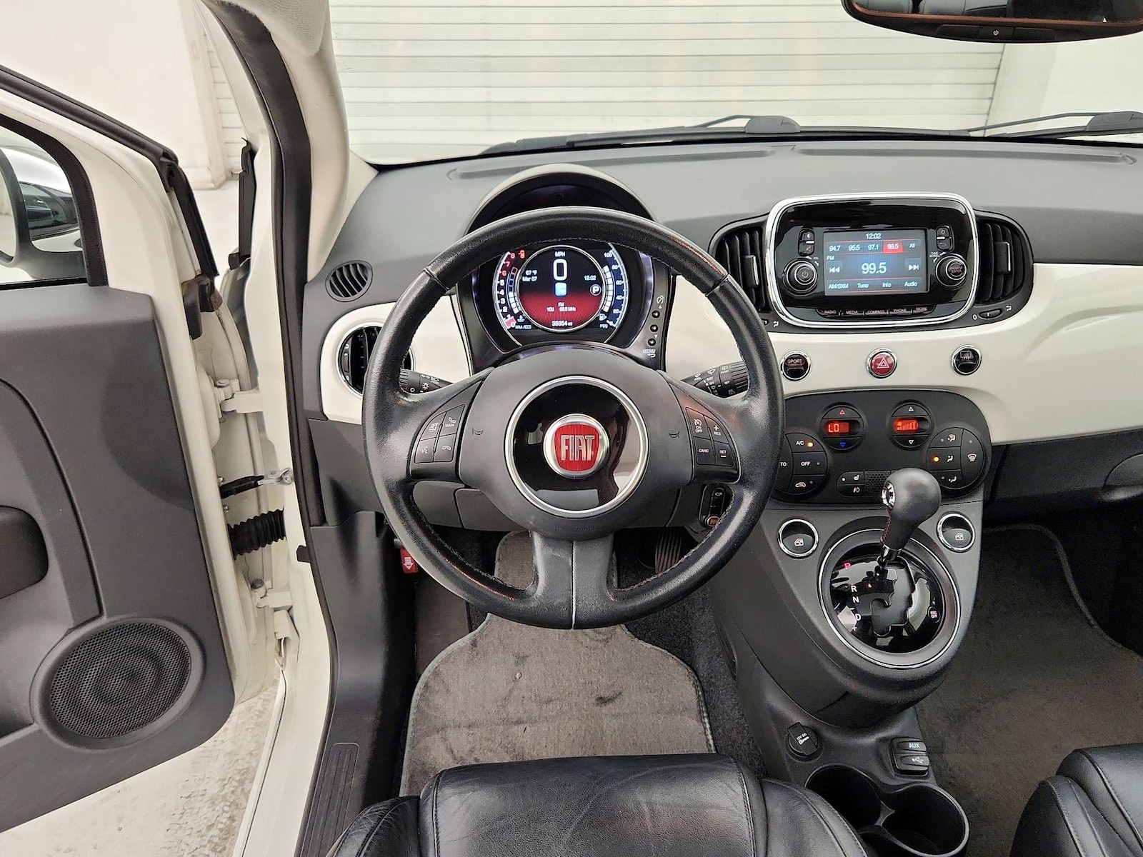 2018 FIAT 500 Lounge - Photo 11