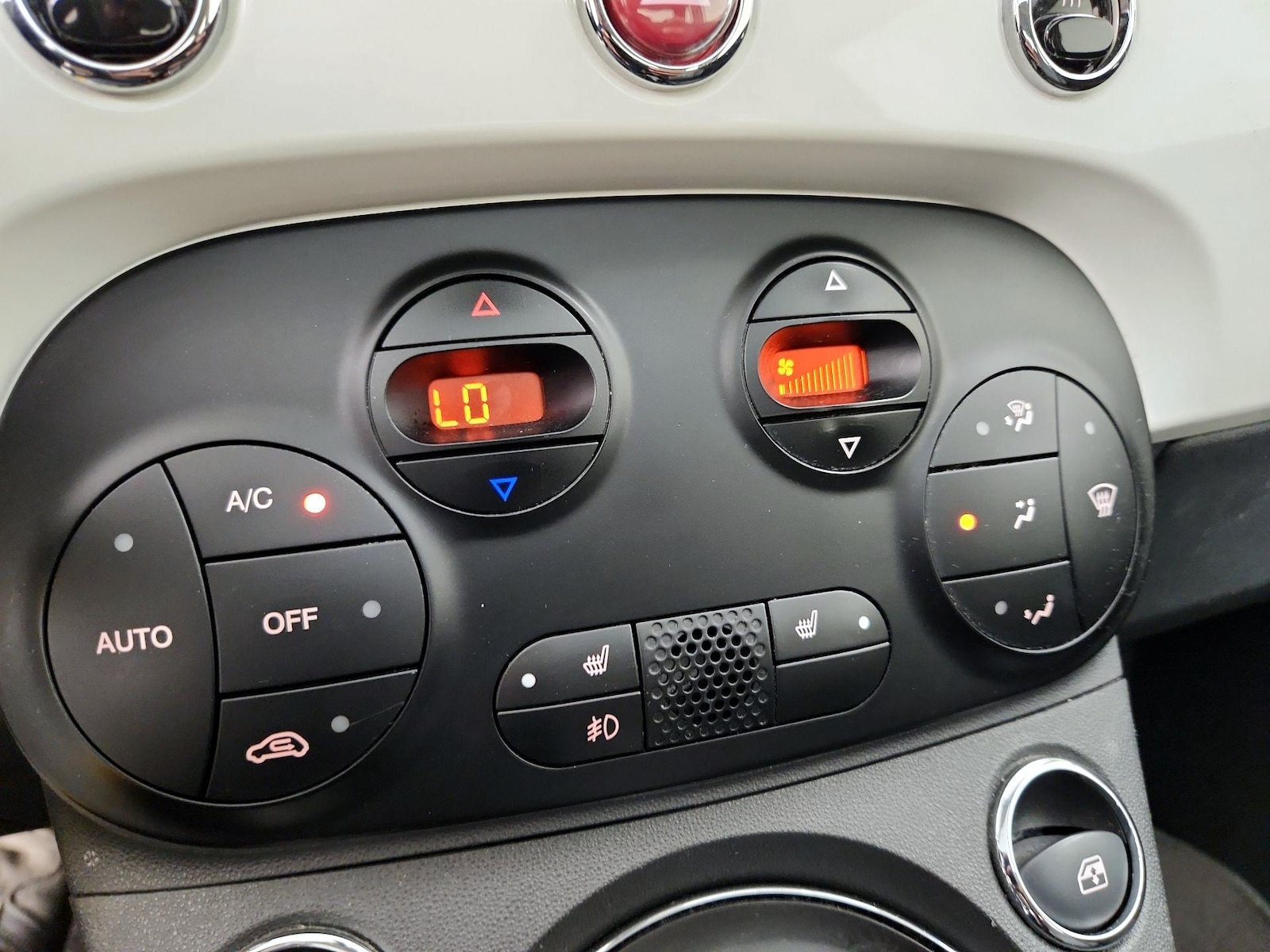 2018 FIAT 500 Lounge - Photo 16