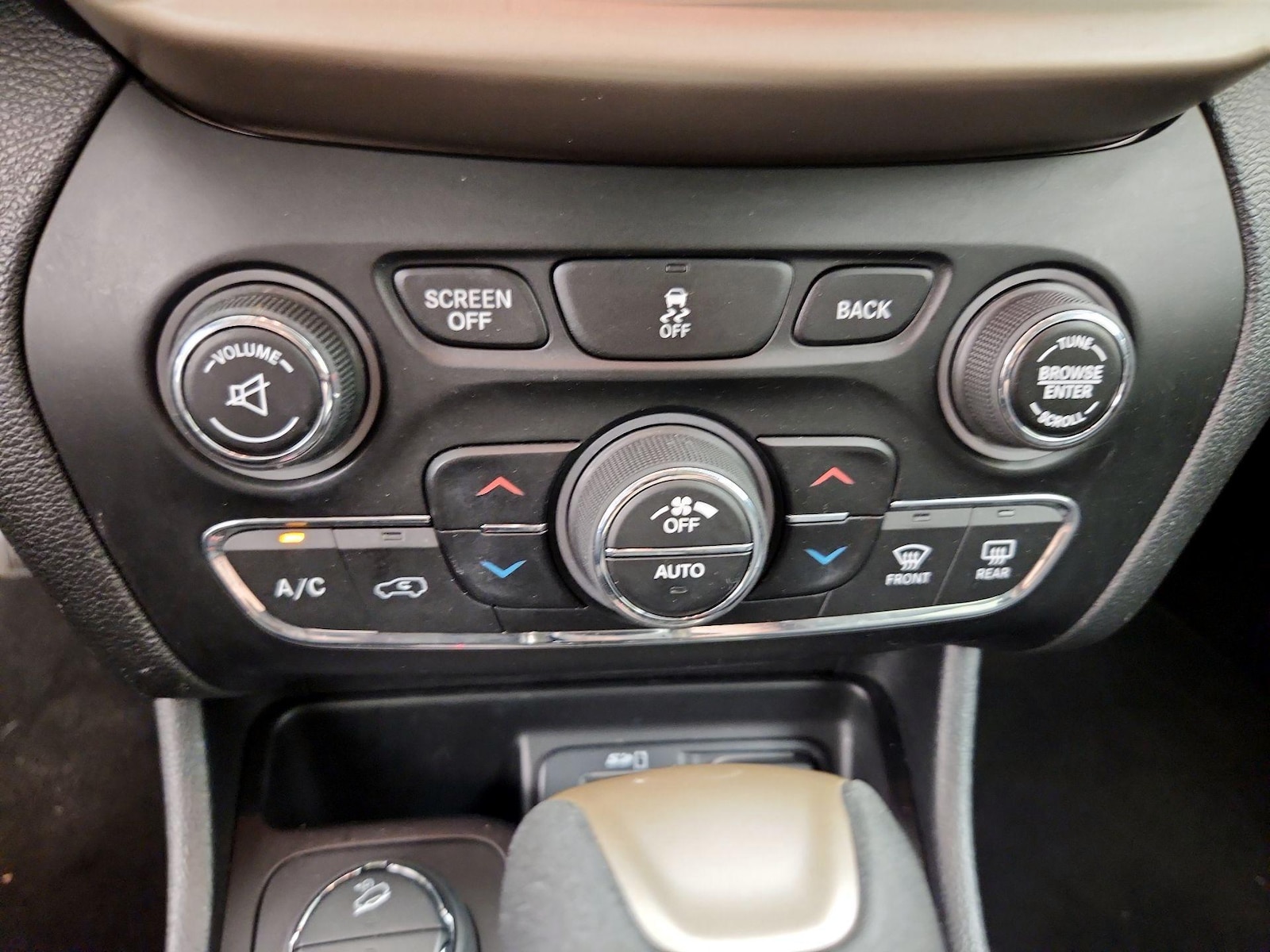 2014 Jeep Cherokee Limited - Photo 18