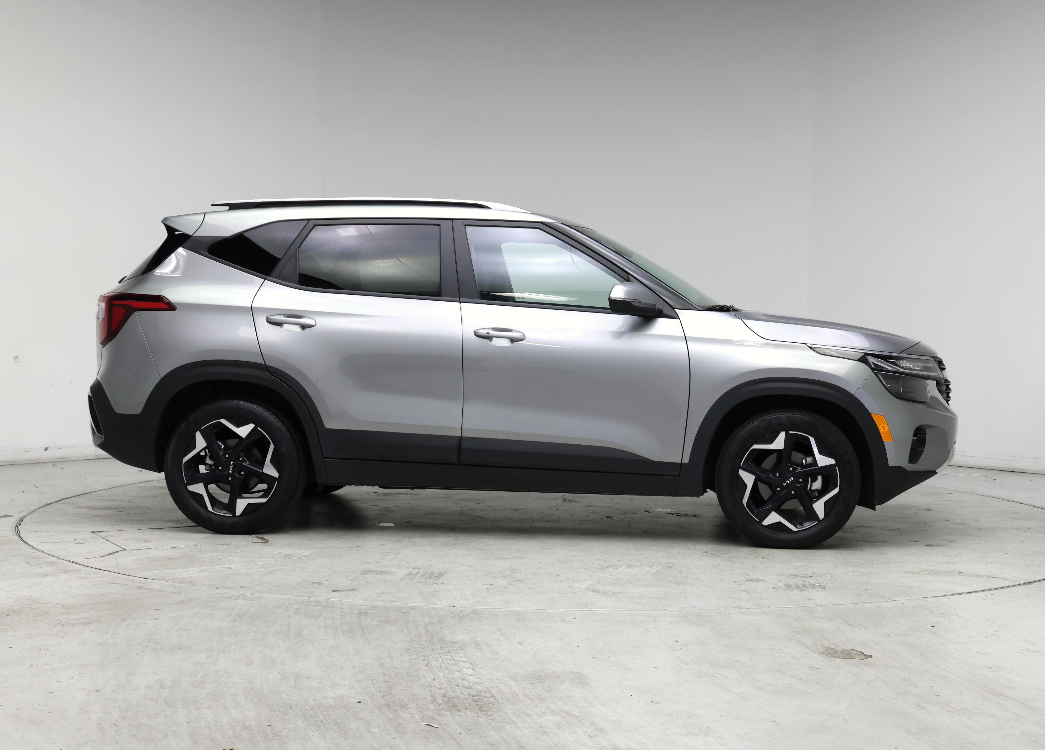 Thumbnail: 2025 Kia Seltos - 7