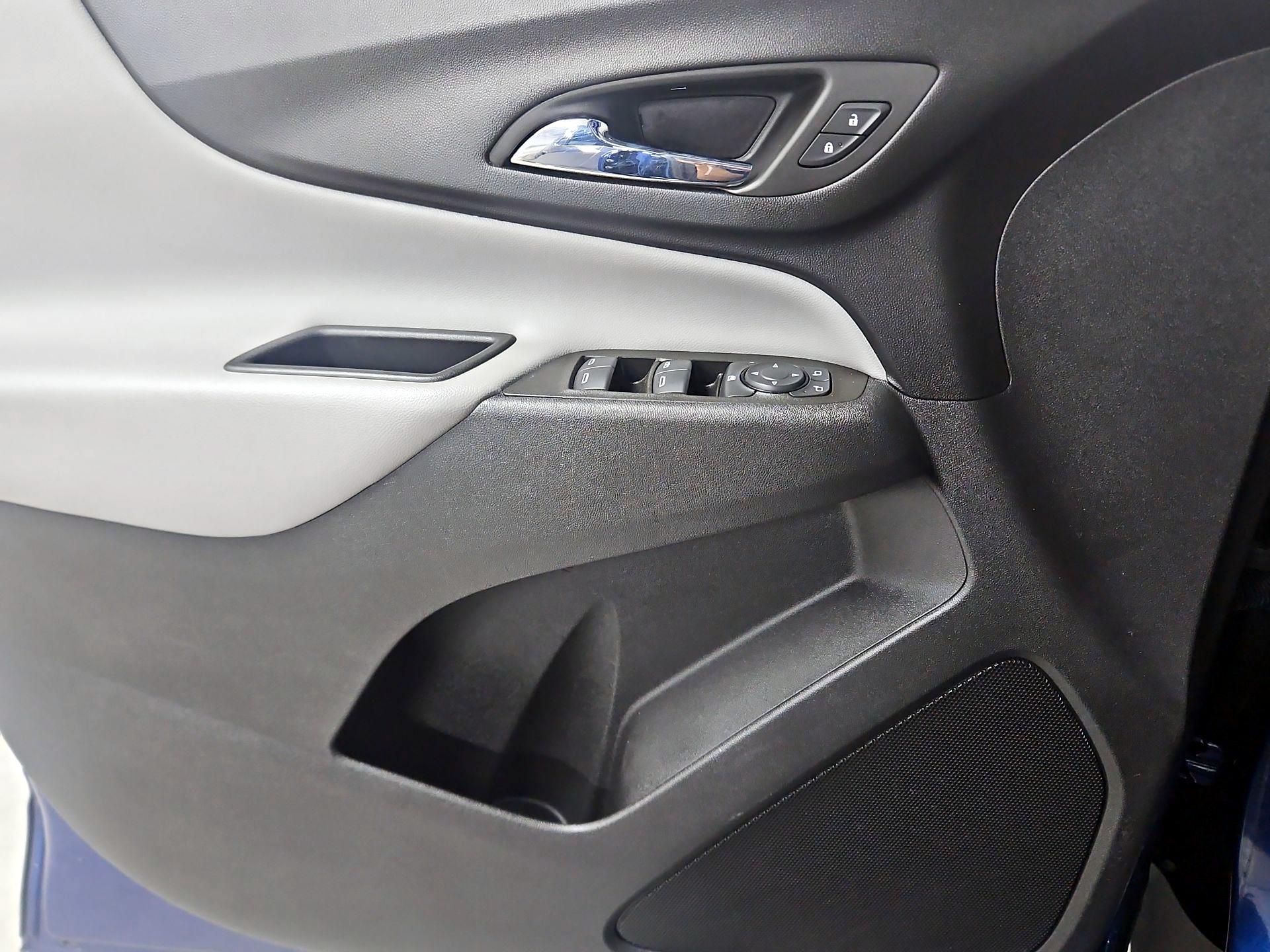 Thumbnail: 2022 Chevrolet Equinox - 12