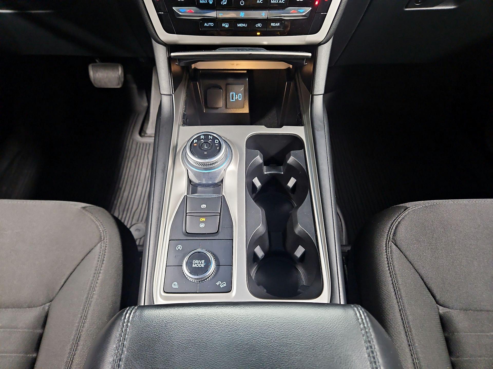 Thumbnail: 2021 Ford Explorer - 17
