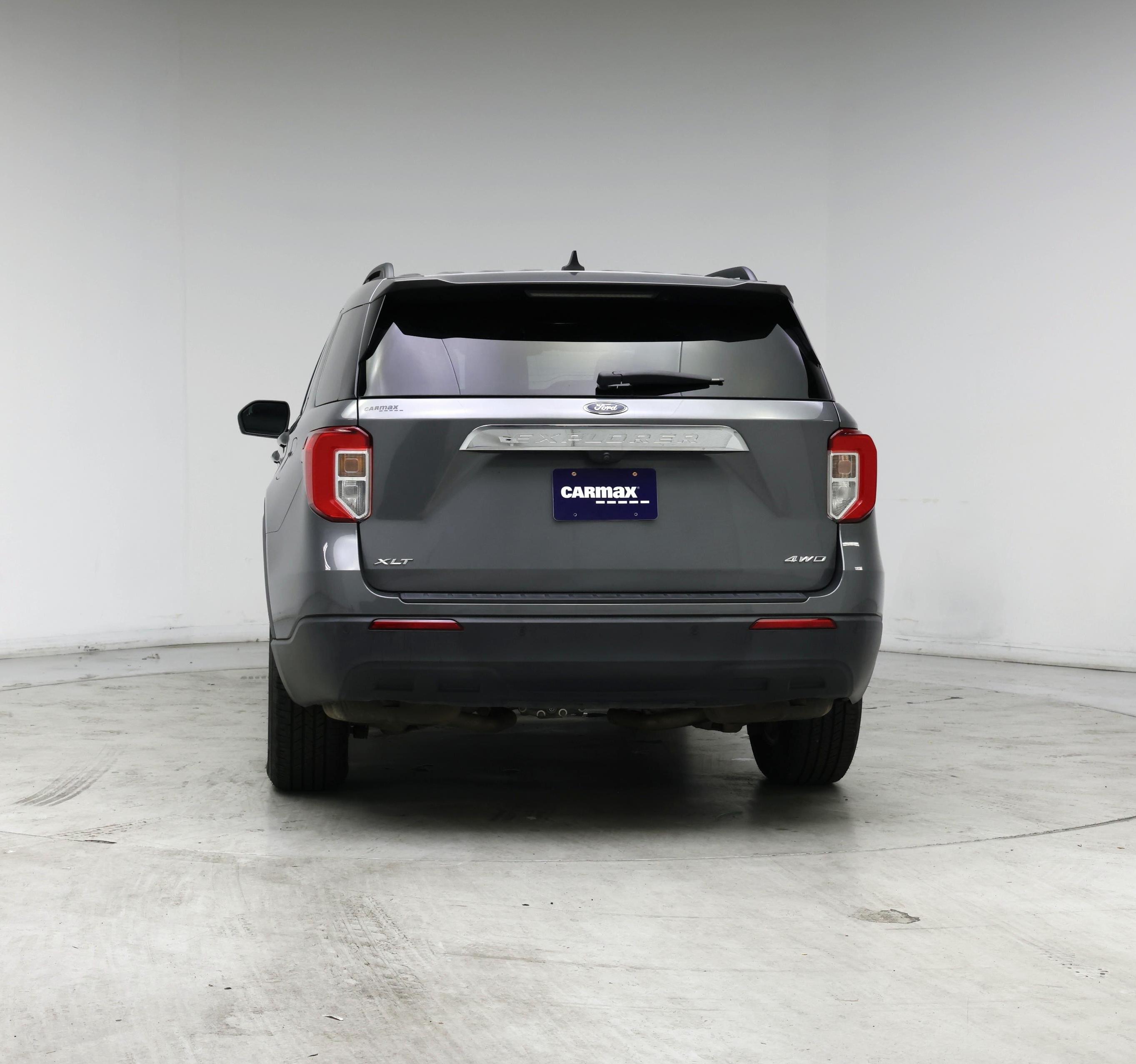 Thumbnail: 2021 Ford Explorer - 6