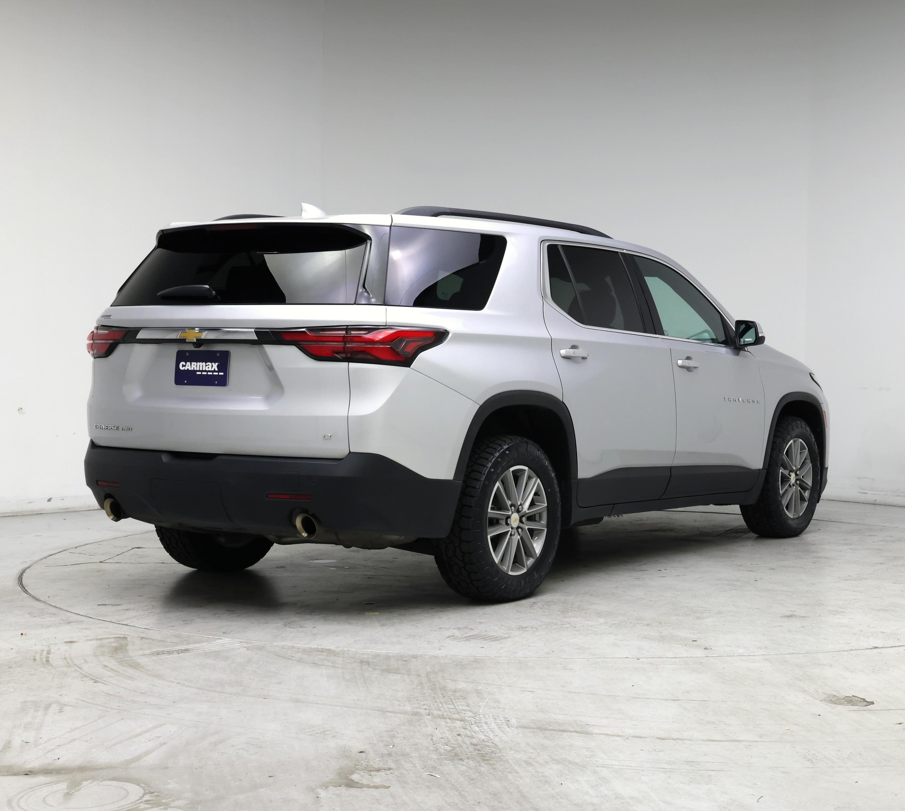 Thumbnail: 2022 Chevrolet Traverse - 8