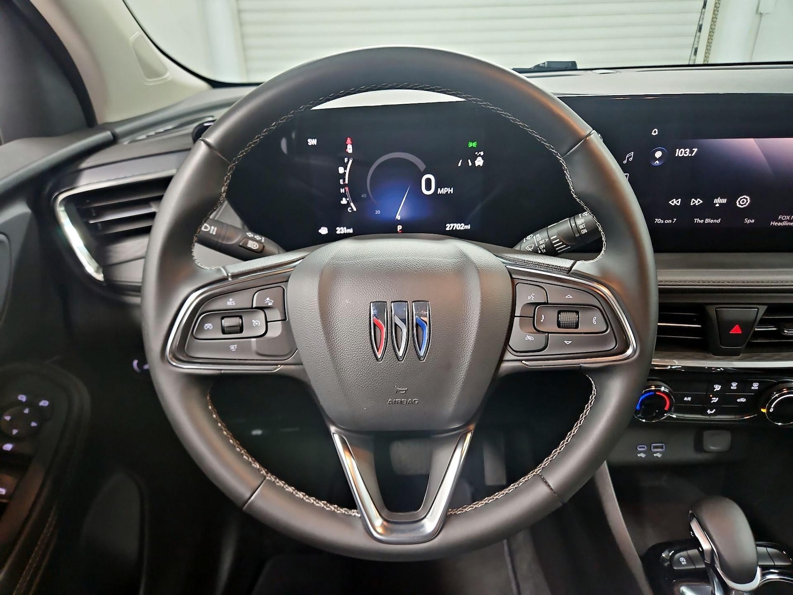 2025 Buick Encore GX Preferred - Photo 11