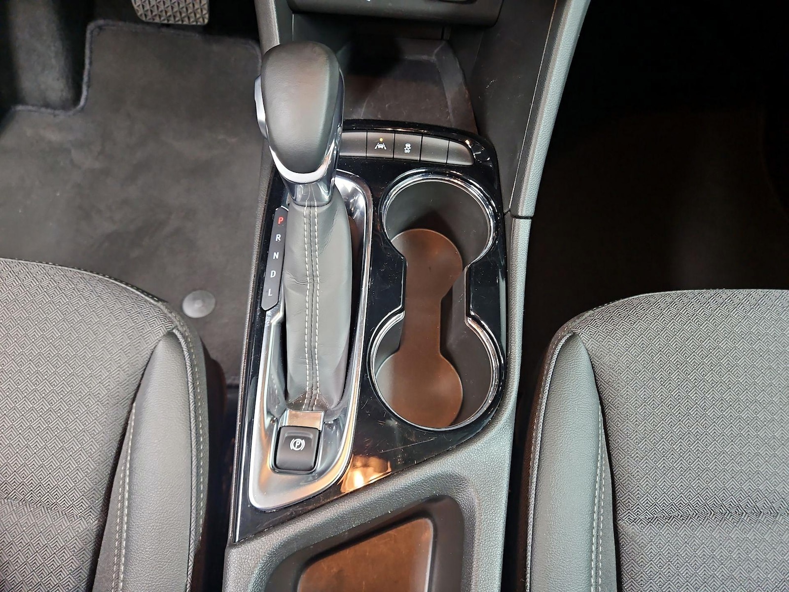2025 Buick Encore GX Preferred - Photo 18