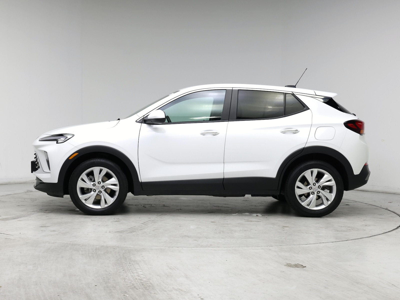 2025 Buick Encore GX Preferred - Photo 4